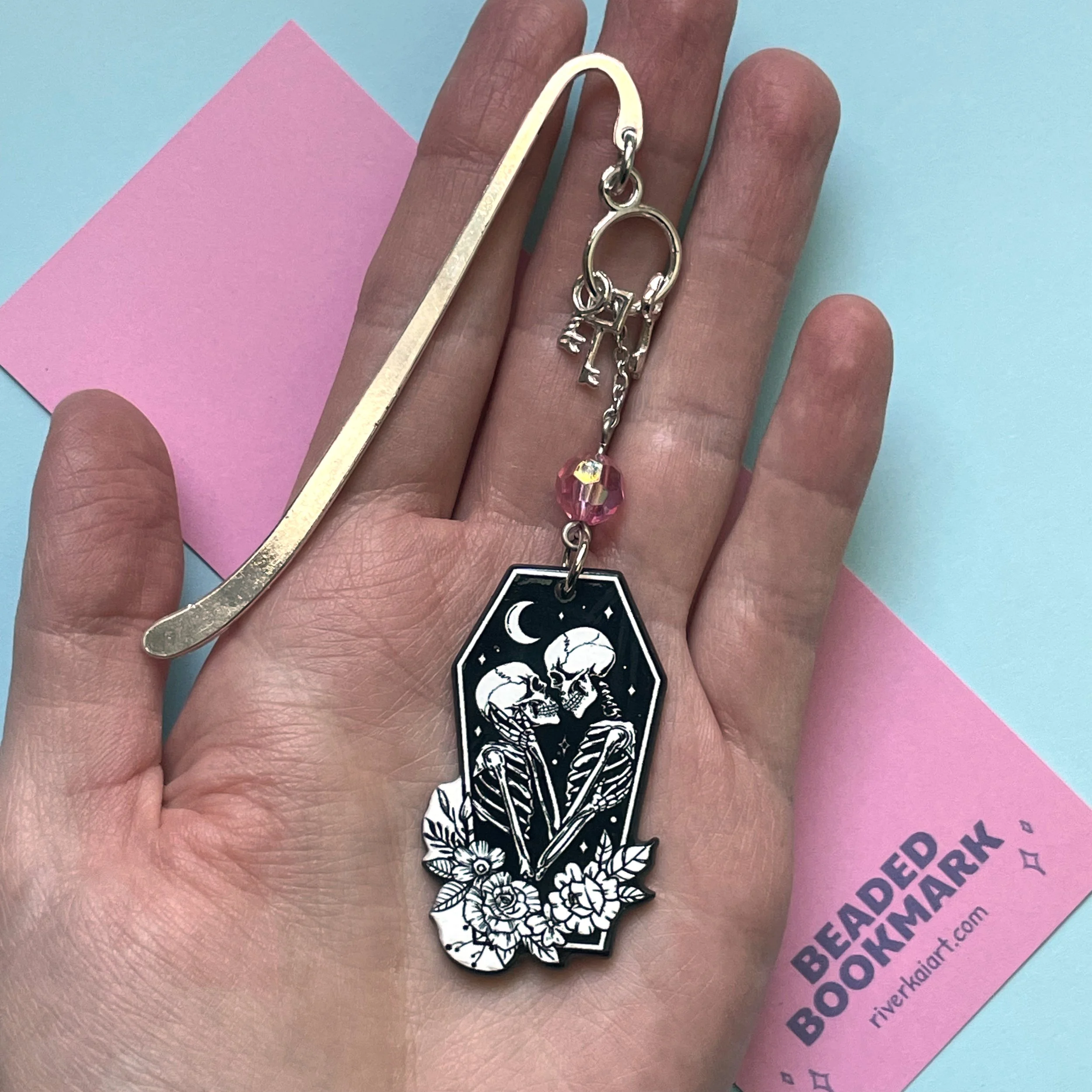 skeleton_beadedbookmarks_2.jpg