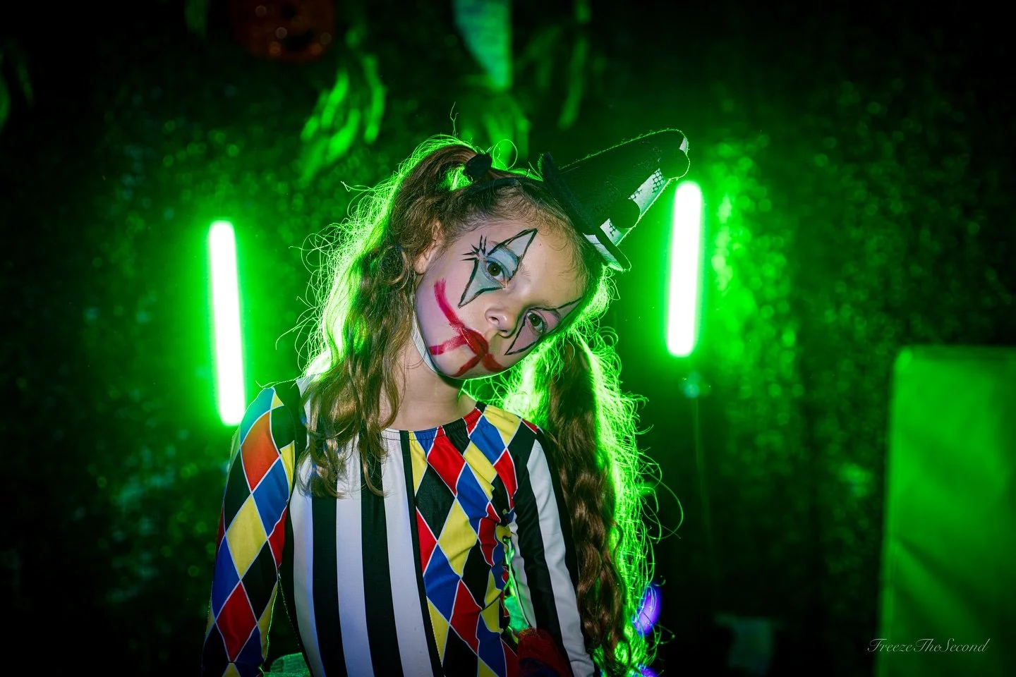 🎃👑 HAPPY HALLOWEEN FROM THE TKT ROYALS! 👑🎃

Wishing all our cheer and dance family a spook-tacular day filled with treats, tricks, and tons of sparkle! 💜🖤
Whether you&rsquo;re flying high or dancing through the night &mdash; stay safe, have fun