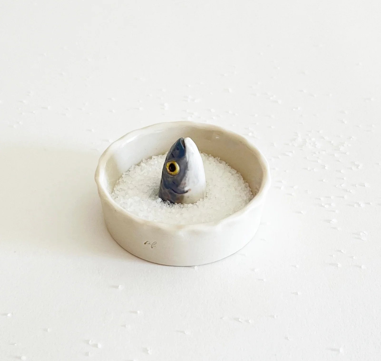 Sardine Head Salt Dish