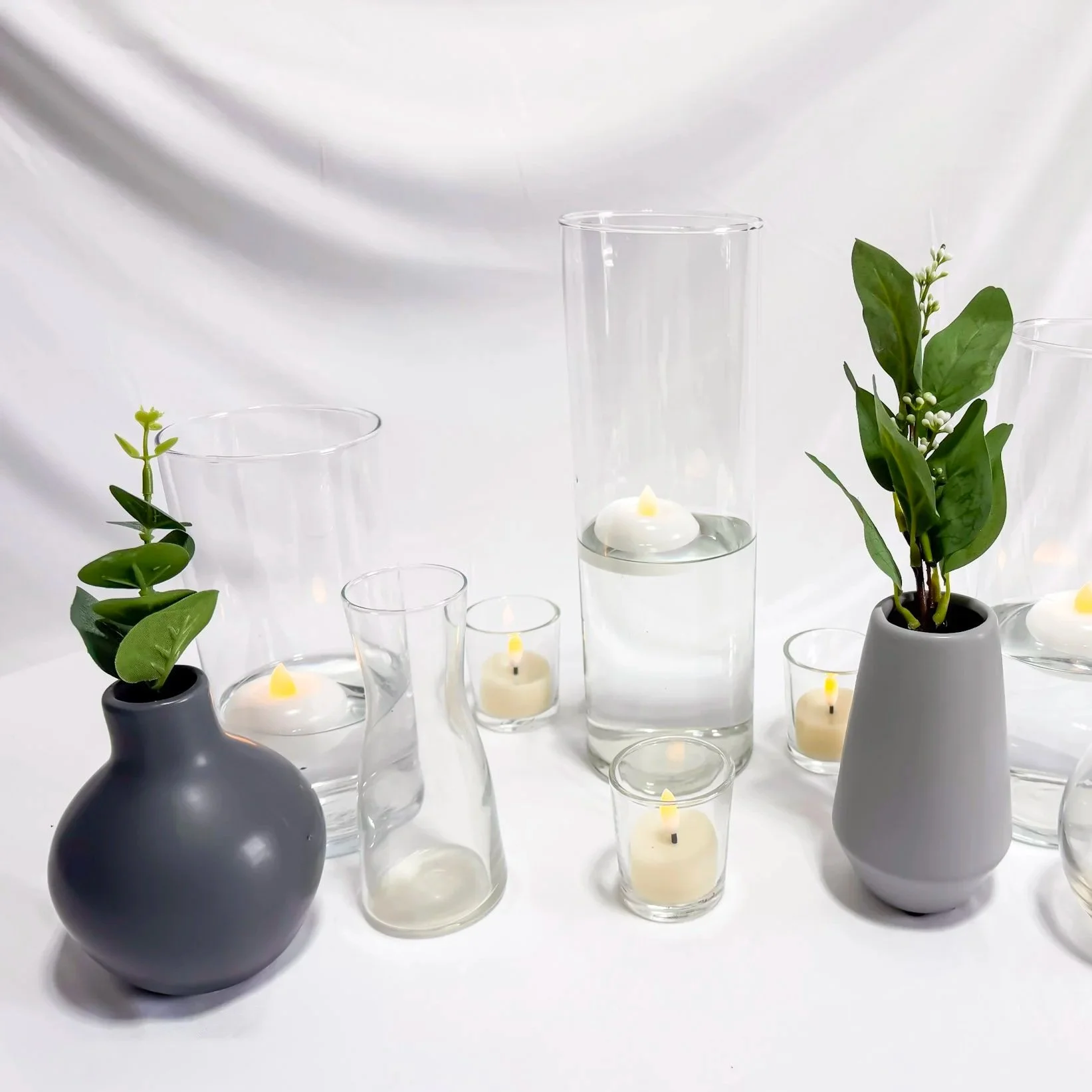 DB-minimalist-gray-clear-table1.jpg