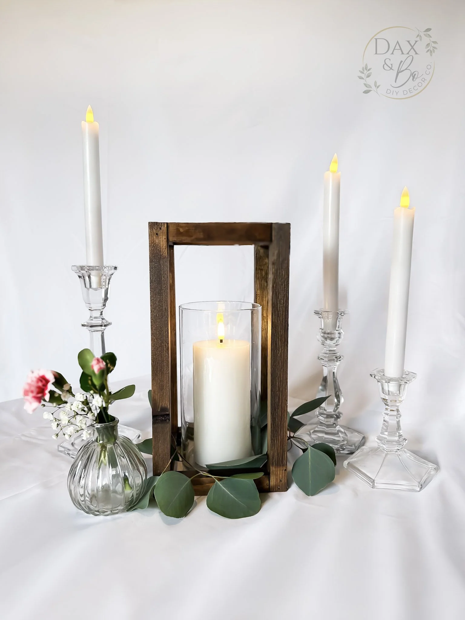 wood-lantern-crystal-candles-floral-daxbo.jpg