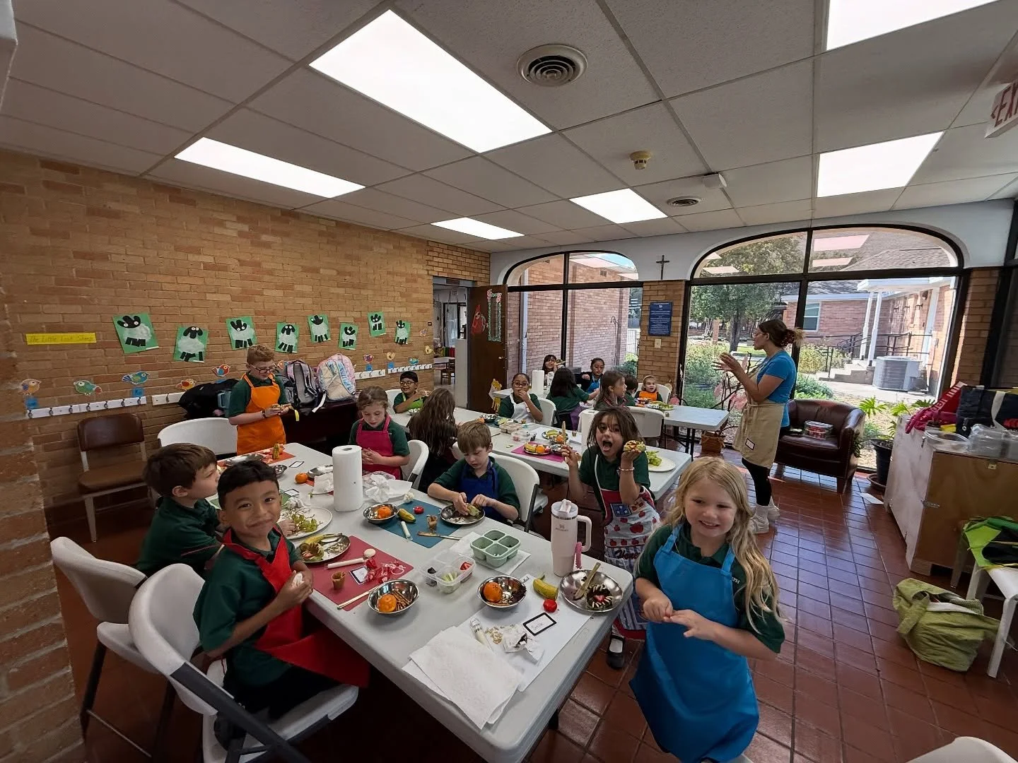 Things got spooktacular in Cooking Club this week! 👻

Our young chefs whipped up some frightfully fun Halloween treats &mdash; proof that learning can be equal parts sweet and spooky. 🍪🎃

#SJCSKnights #CookingClub #HalloweenFun