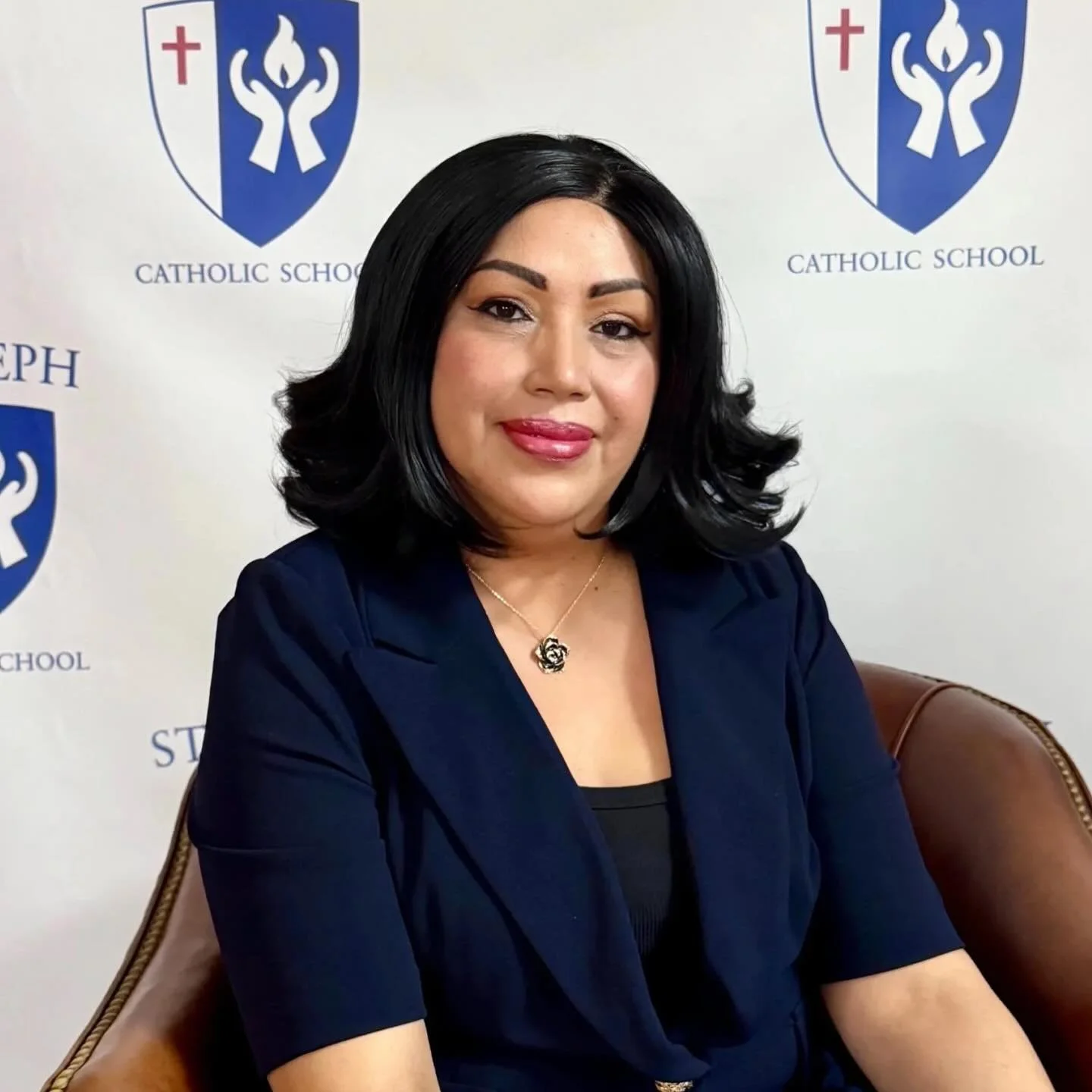 HOLA, SJCS! 👋
We are excited to spotlight Ms. Flor Gomez, our amazing Spanish teacher! 🌟

With 13 years of teaching experience, Ms. Gomez has taught students from Pre-K3 through middle school, including bilingual special education in both private a