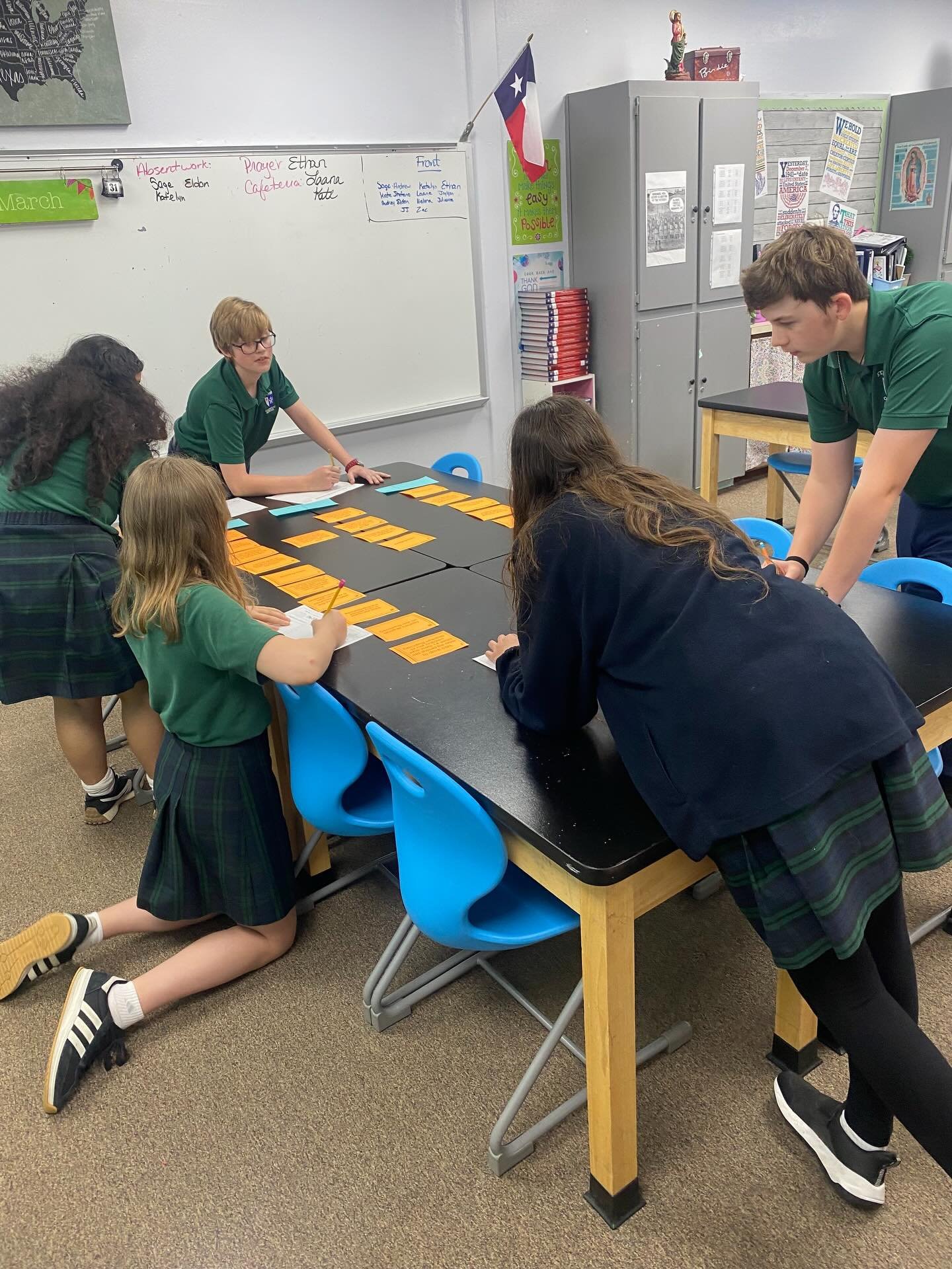 Putting the pieces together 🇺🇸

7th grade took a closer look at the three branches of government with a hands-on sorting activity&mdash;learning how each one plays a role and keeps things balanced.

Simple, engaging, and a great way to make it all 