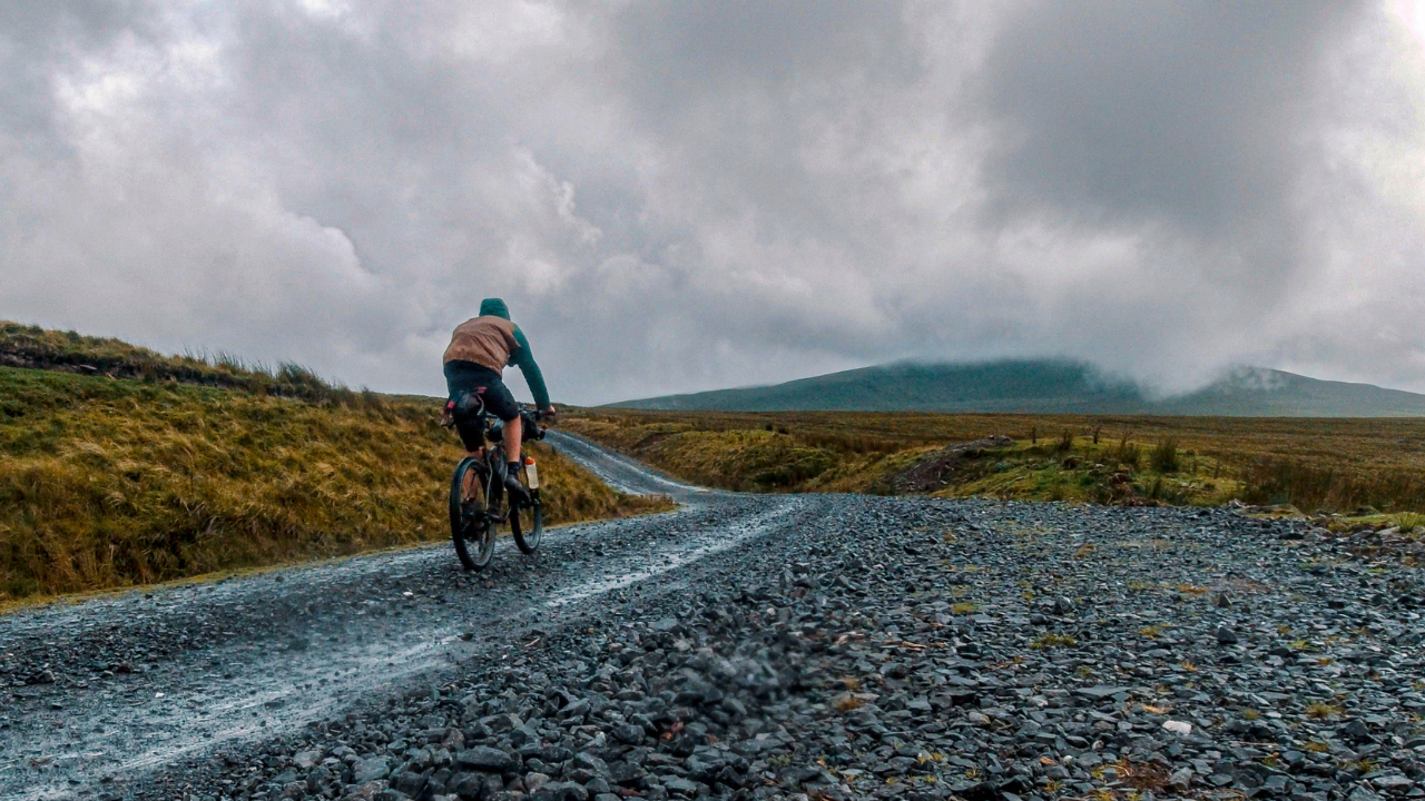 headstock 500 gravel climb.png