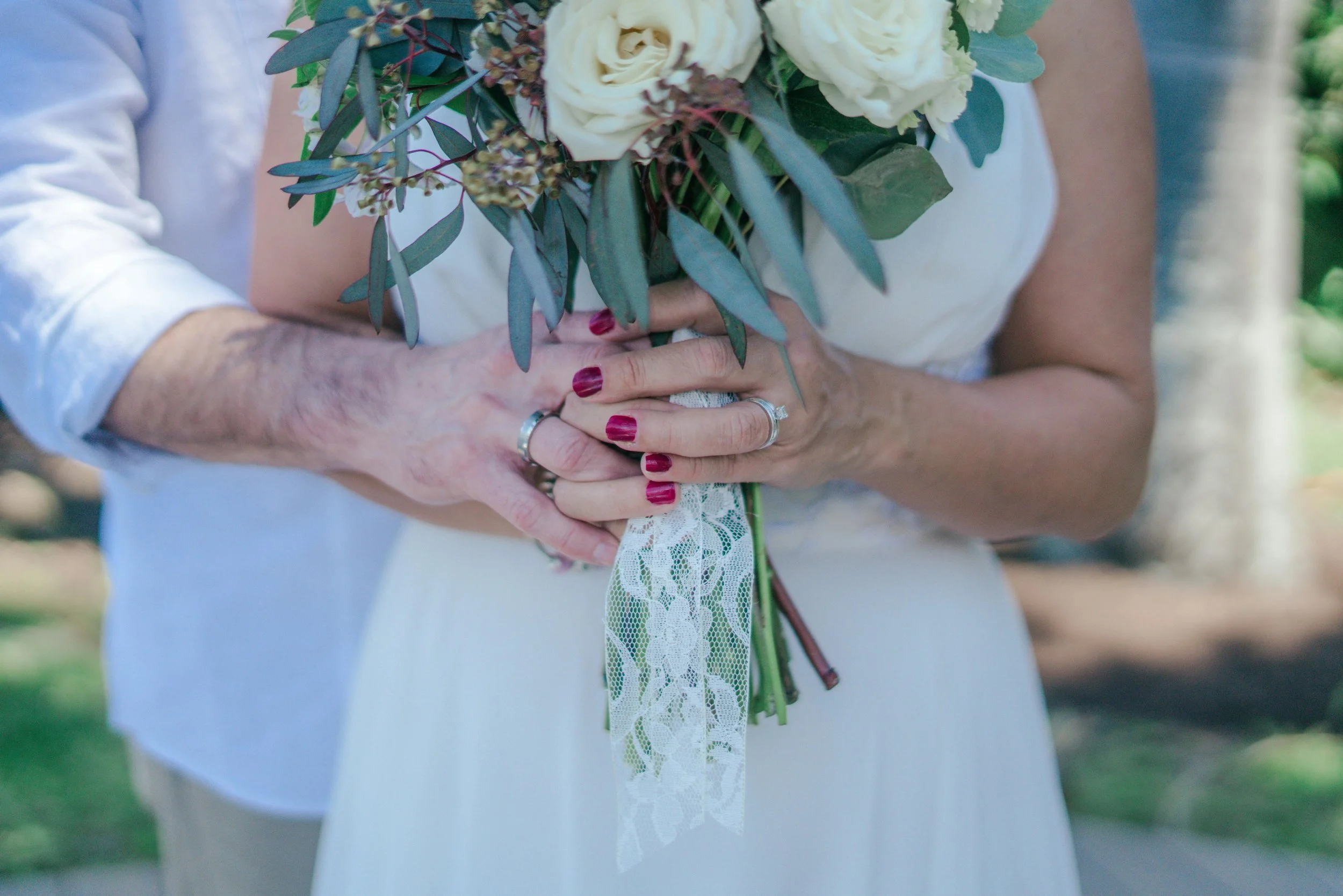 pexels-coralbellestudios-1067563.jpg