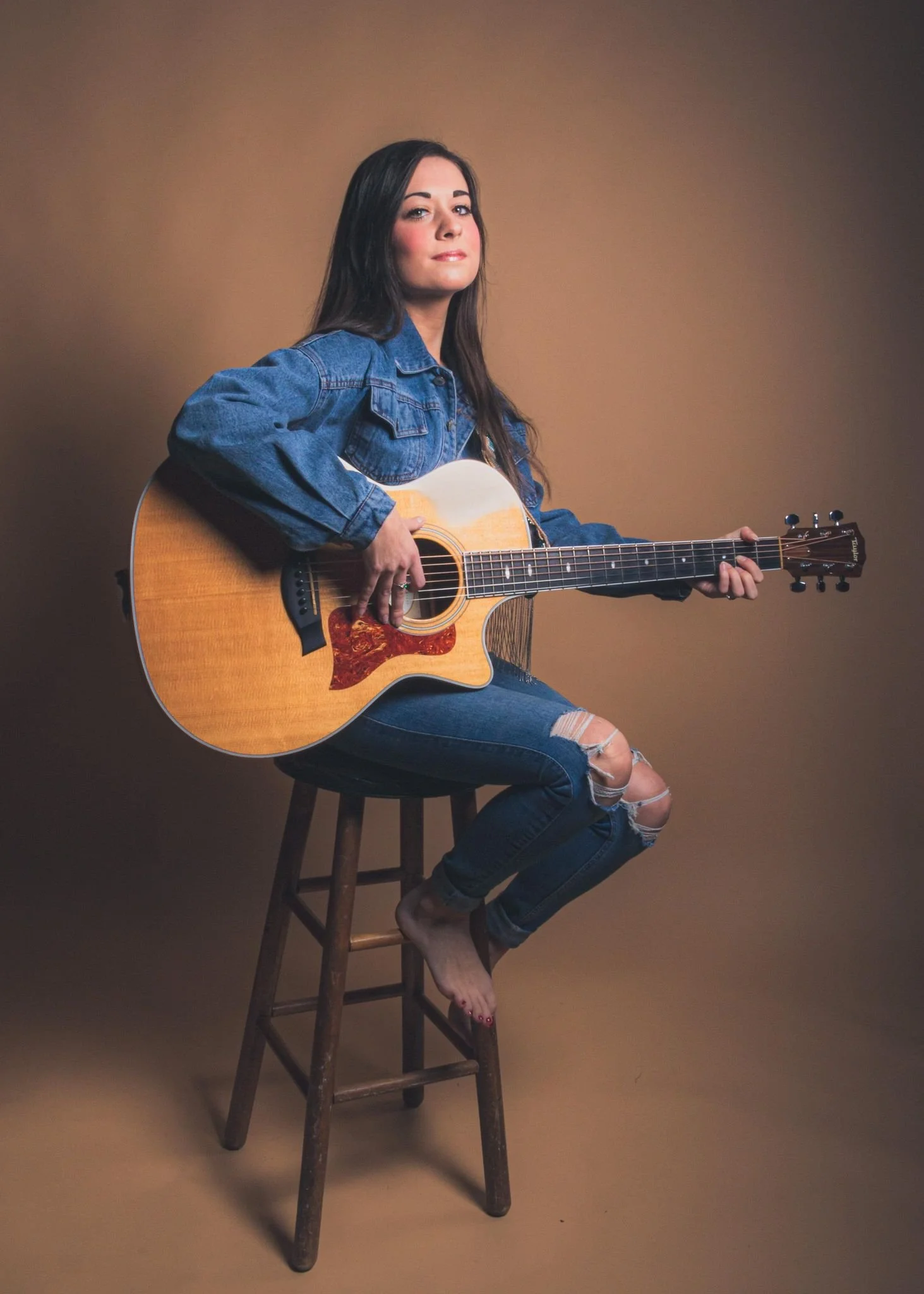 LIVE MUSIC: Taylor Borton