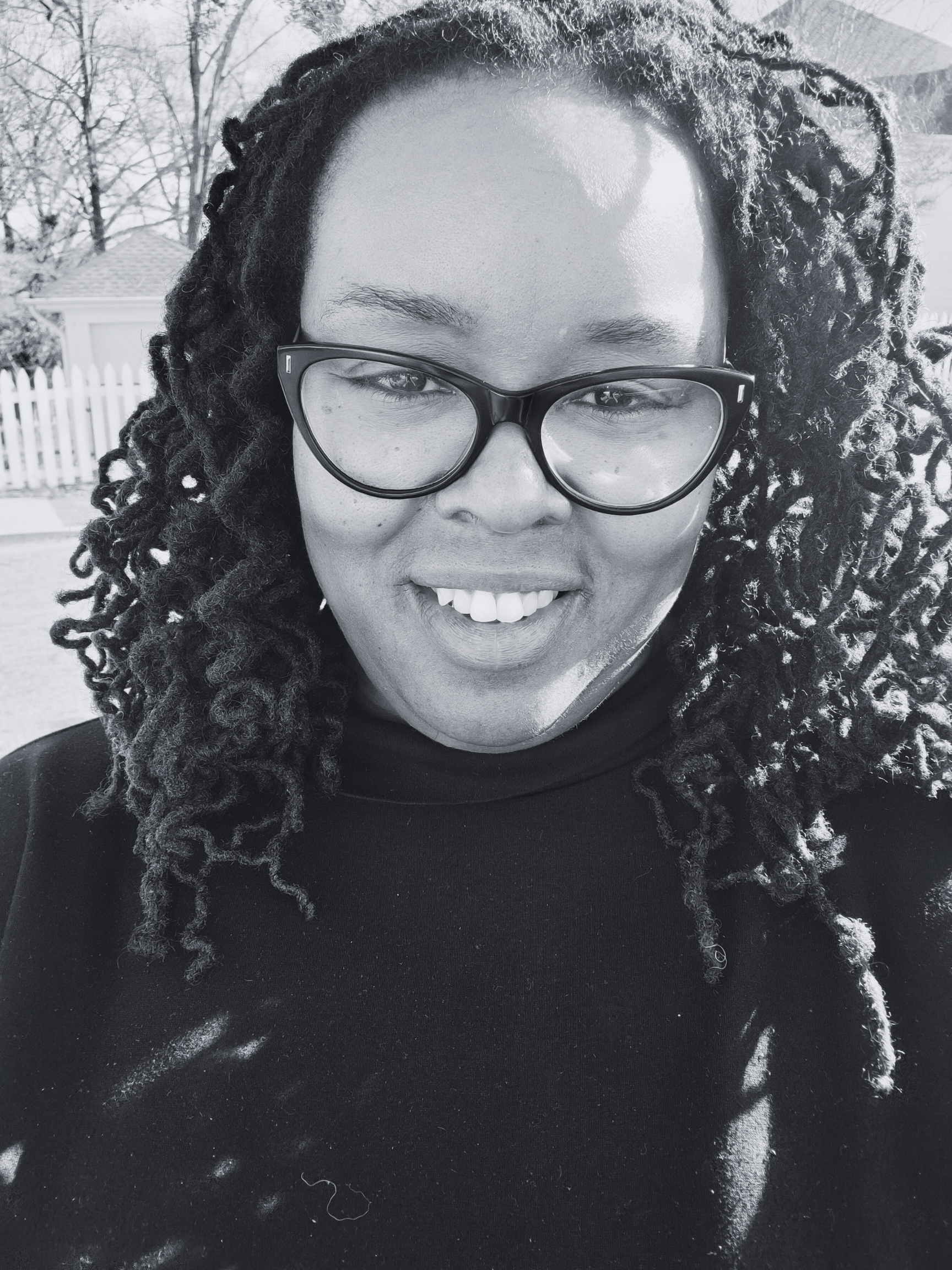 Jenai Hackett, a licensed professional counselor (LPC) Female black therapist within the Atlanta Metro Area