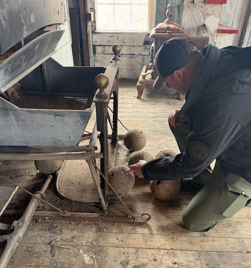 Bomb squad called to Dyce Head after more cannonballs discovered