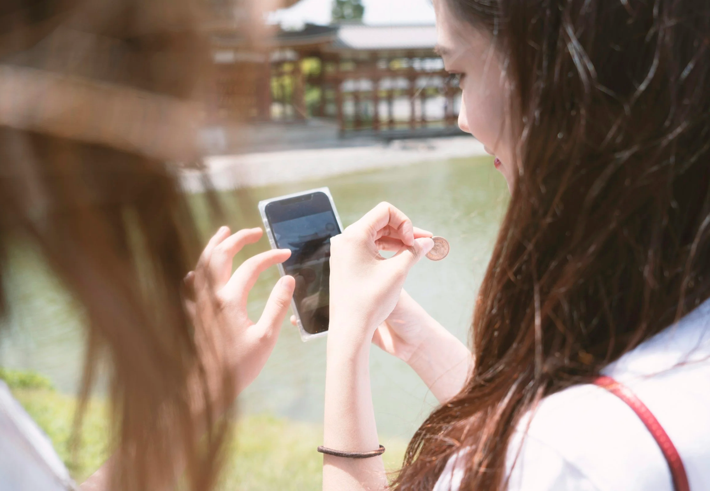 New high school cell phone ban sparks praise, anxiety