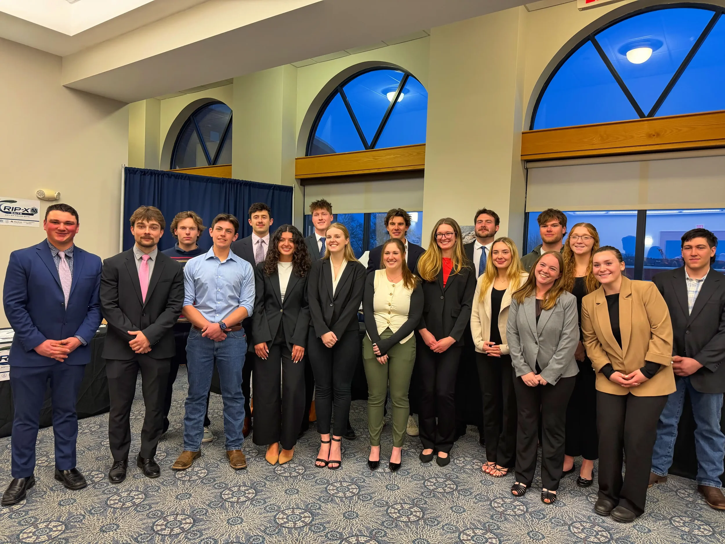 Team contestants from the MMA business class that culminated in The Rising Tide Award.