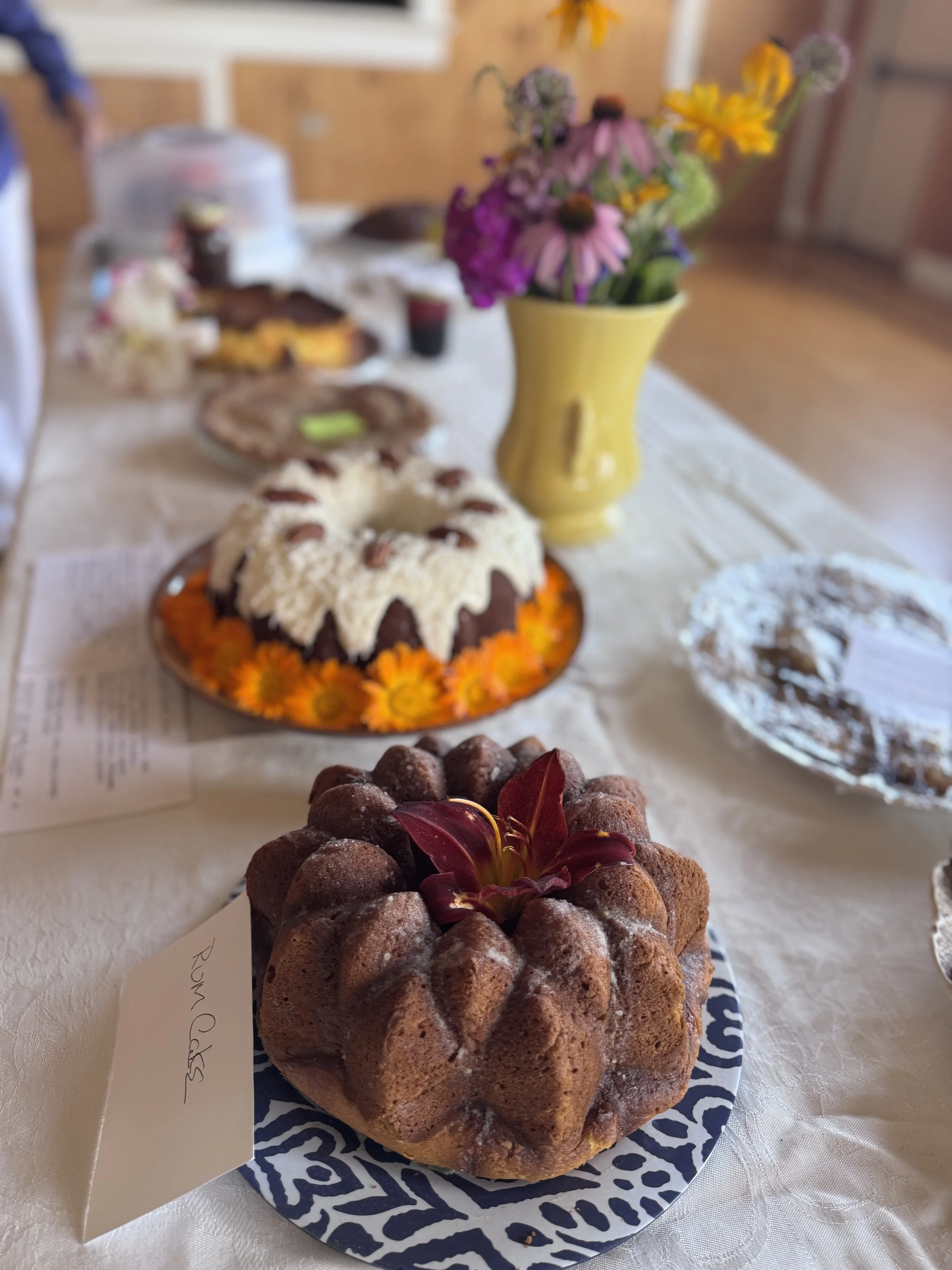 Annual Famous Dessert Auction