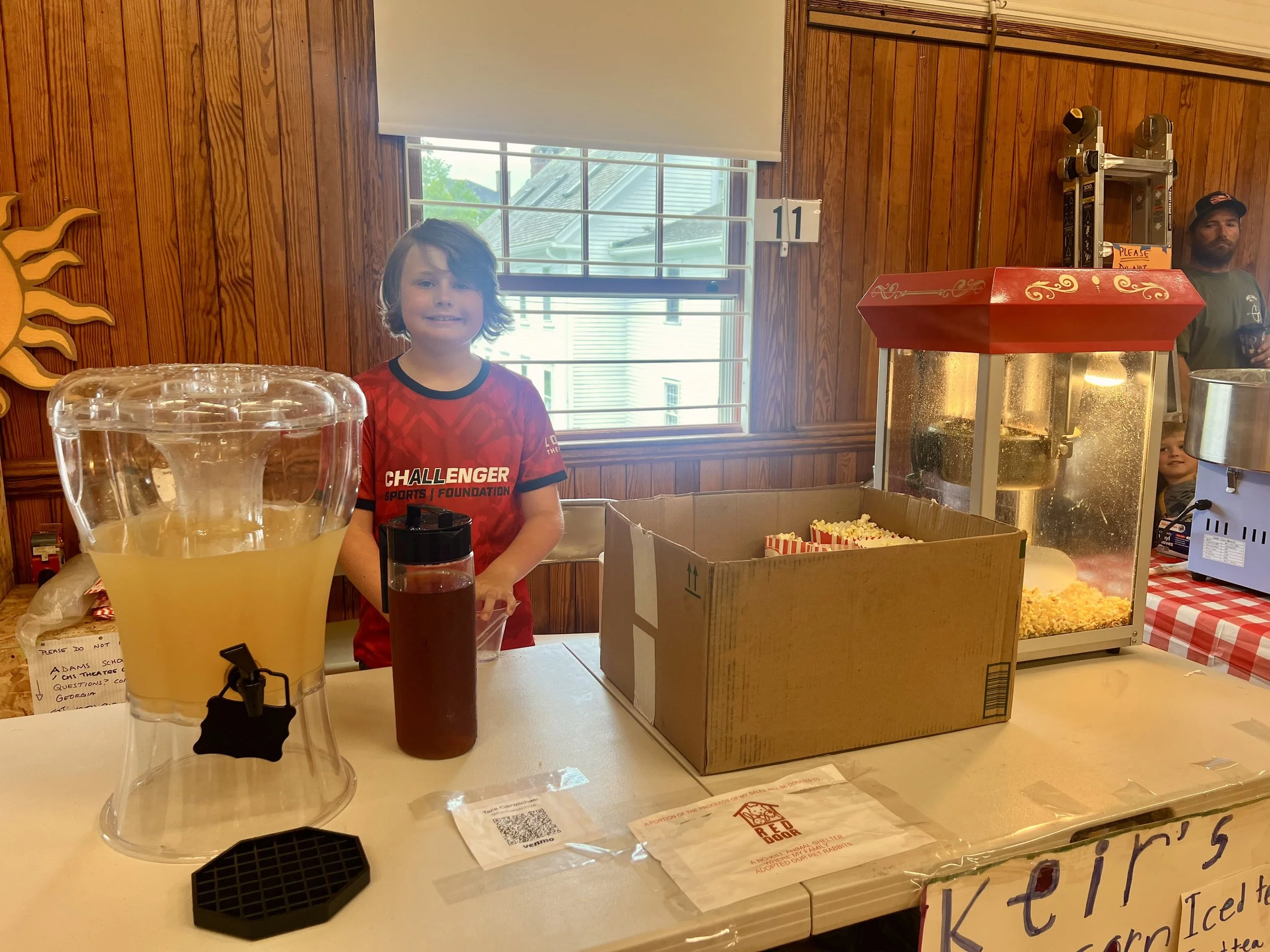 Kids learn business skills through young entrepreneurs market