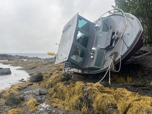 THE U-TURN: Boat aground in Blue Hill