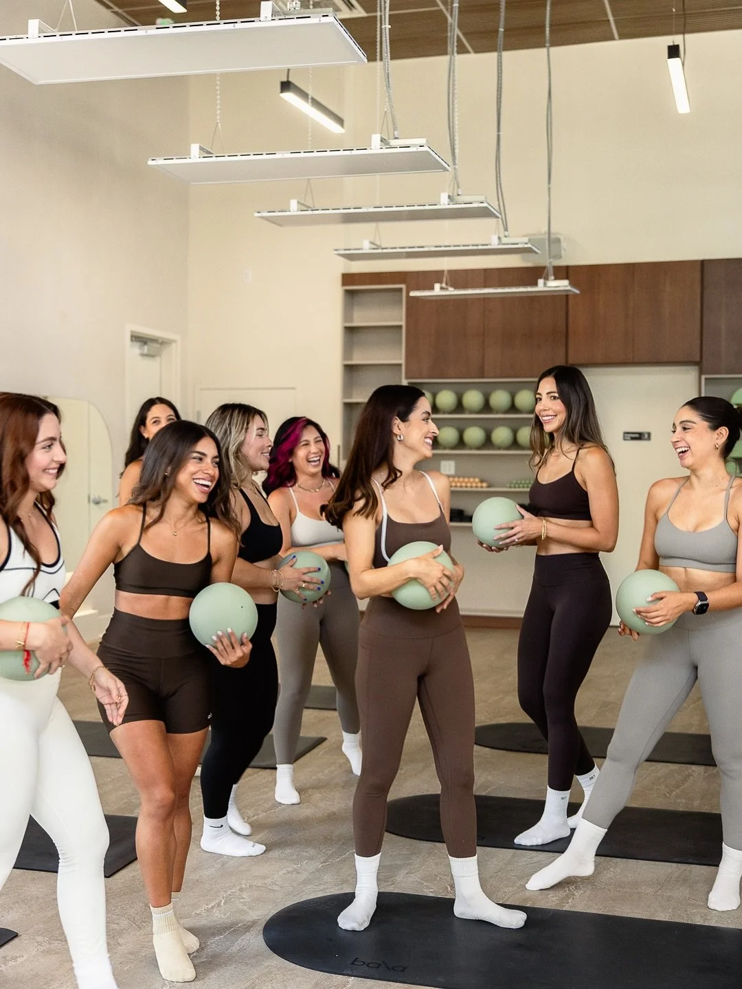 Community is built one class at a time. 💫 Discover the balance of Pilates and the power of strength training&mdash;all in one space.⁠
⁠
✨ Classes are live&mdash;book your spot today. Link in bio.⁠
⁠
&mdash;⁠
⁠
Nuestra comunidad se construye clase po