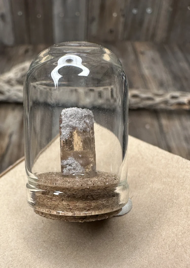 Store 2 — Elley Knows Rocks
