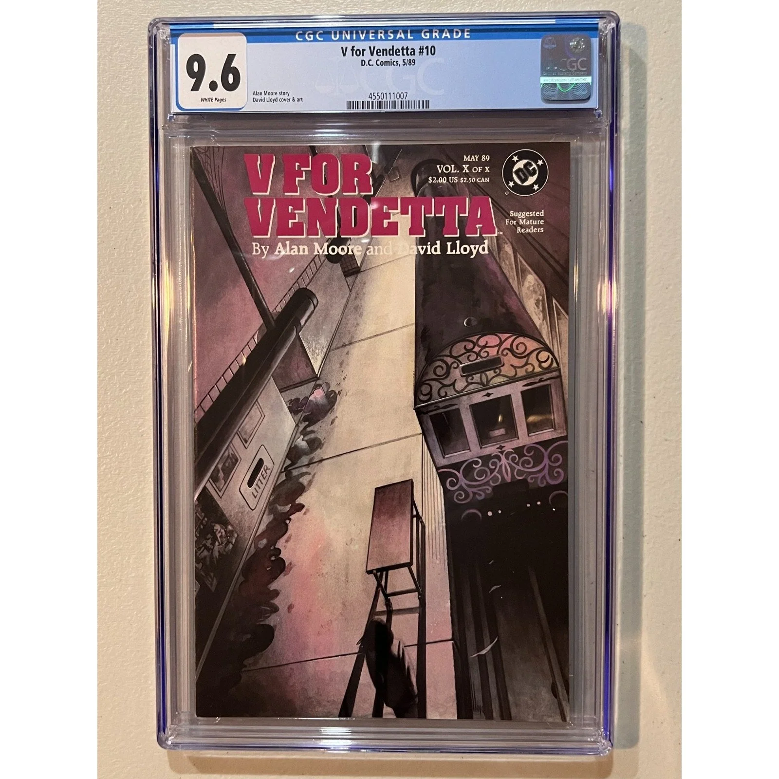 D.C. Comics V For Vendetta #10 CGC 9.6 (1988)