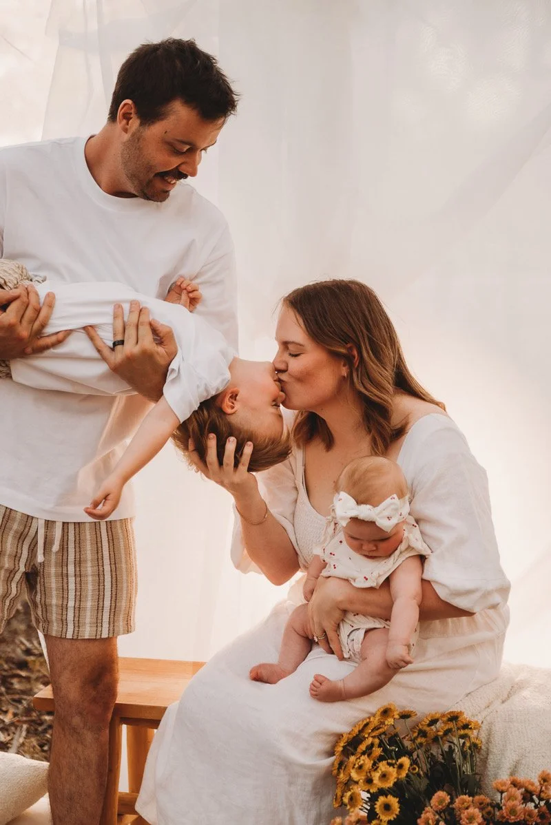 What to Wear for Family Photos in Canberra (Without Loosing Your Mind)