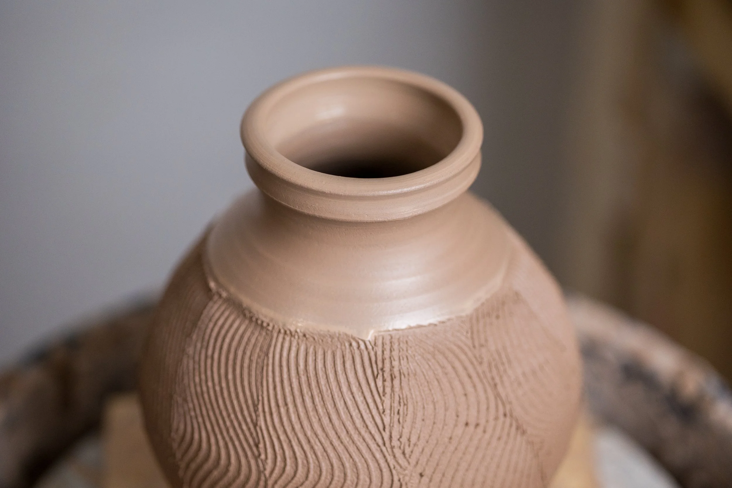 ACP-HomeStudioFirstThrow_BlackShirtSpiralVase-81.jpg