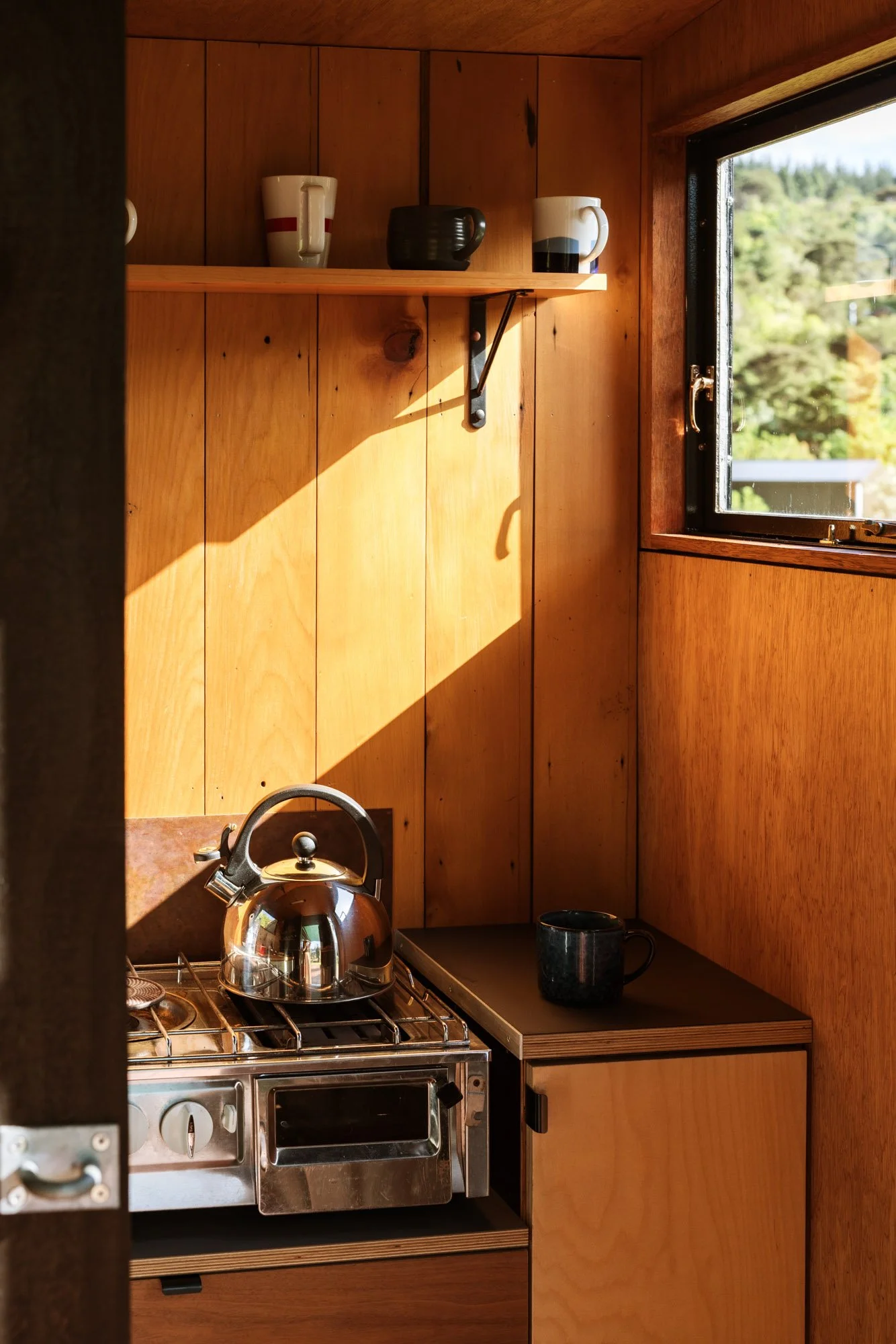 swing-bridge-huts-tiny-outlooks-Alice-Veysey-photographer-web-5100.jpg