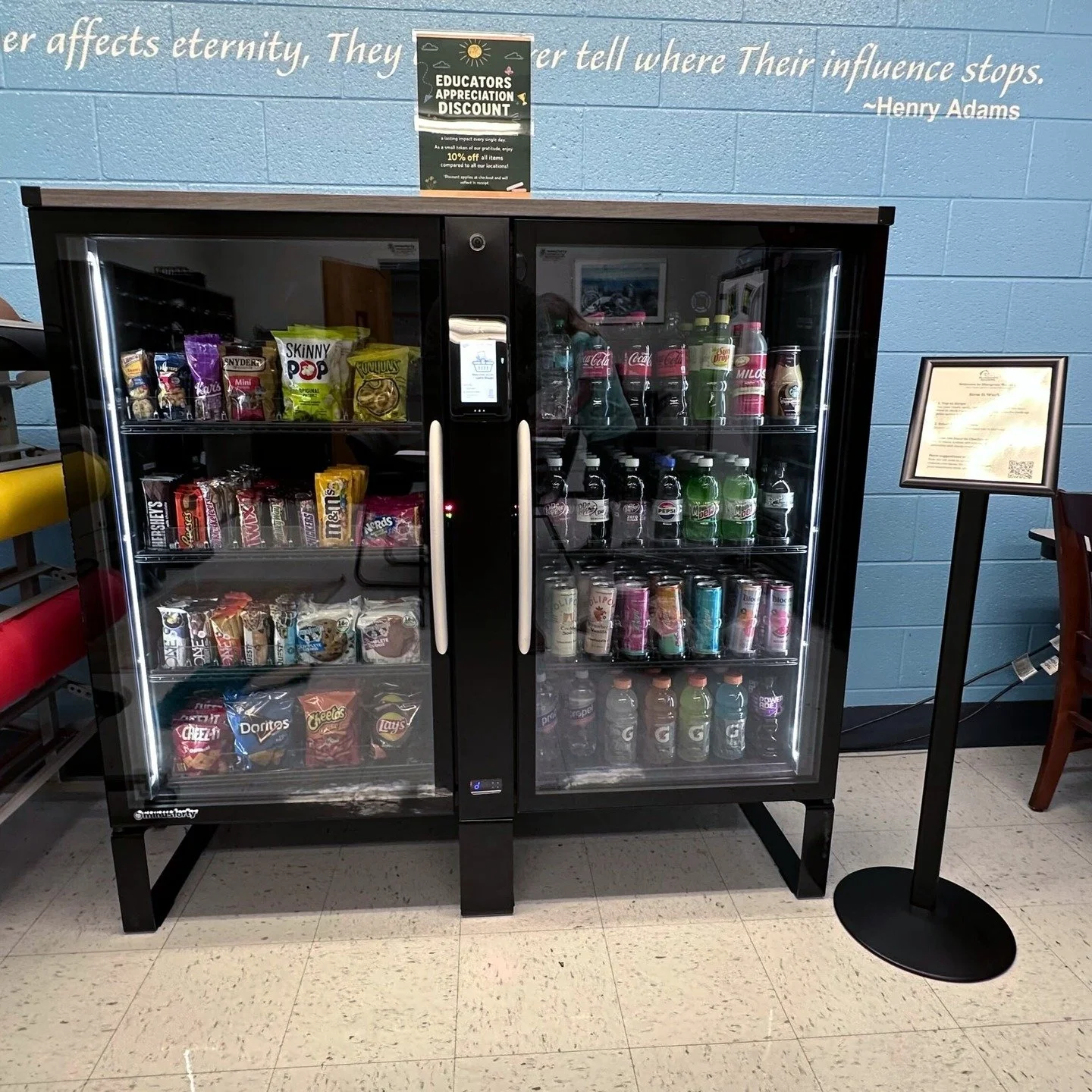 Supporting those who shape our future 🍎

We're honored to bring a smart store to a local school system's staff lounge, designed specifically for their educators and staff.

How we did it:

The principal surveyed their team, and we stocked the market