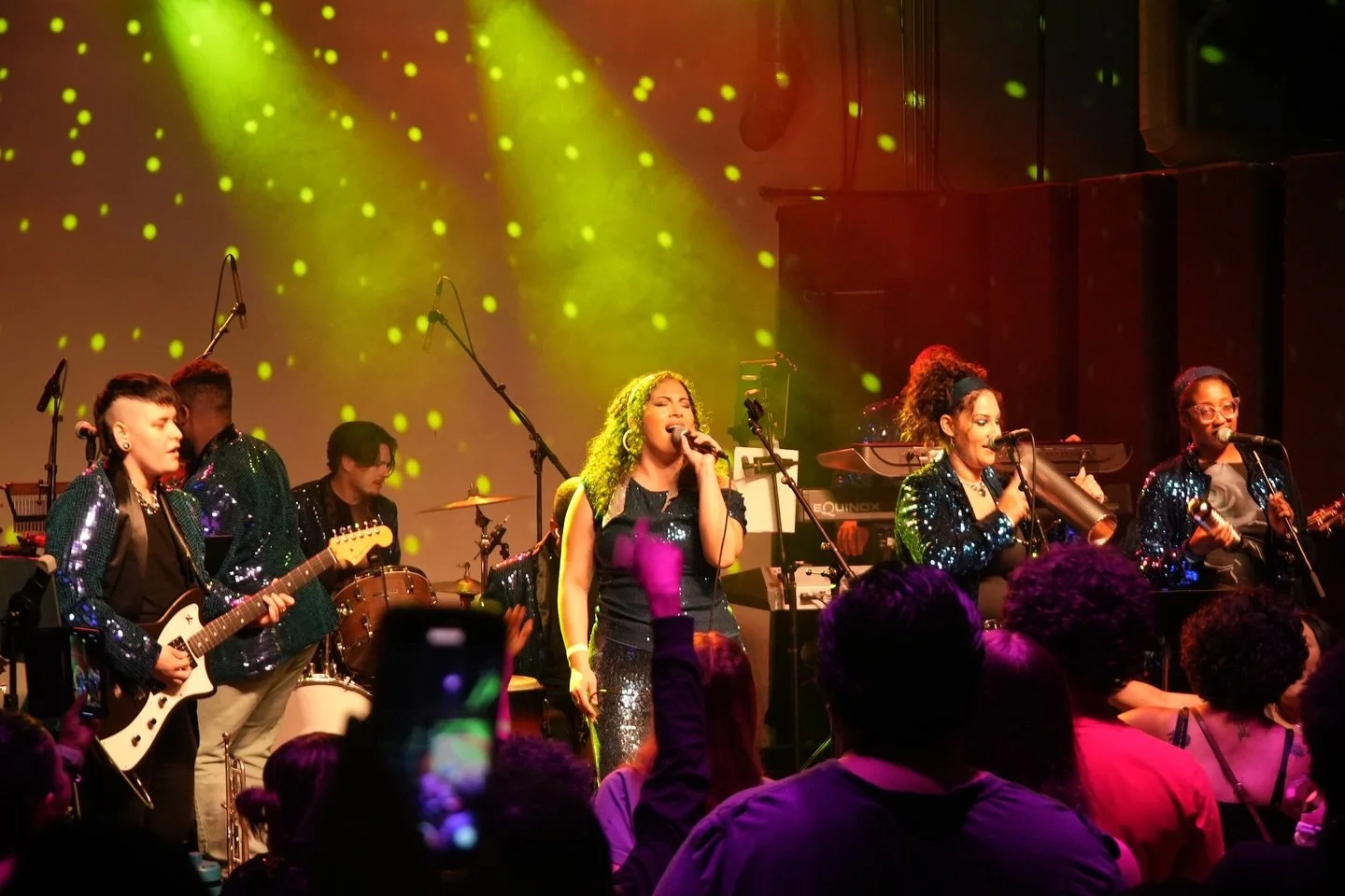 HEY FRIENDS!! 🎶 IT'S OFFICIAL! We are ending the year STRONG by bringing LA LEYENDA: Selena Tribute show to Riverside Casino near Iowa City! SATURDAY, DEC. 27TH AT 7:30 PM✨💃 Are you guys ready?! Show is FREE for 21+, let's get it rocking! 🔥
--
HOL