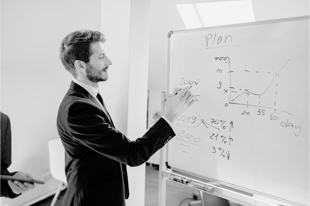 ¿Dónde esta su dinero? Estrategias Esenciales para el control del Efectivo Empresarial