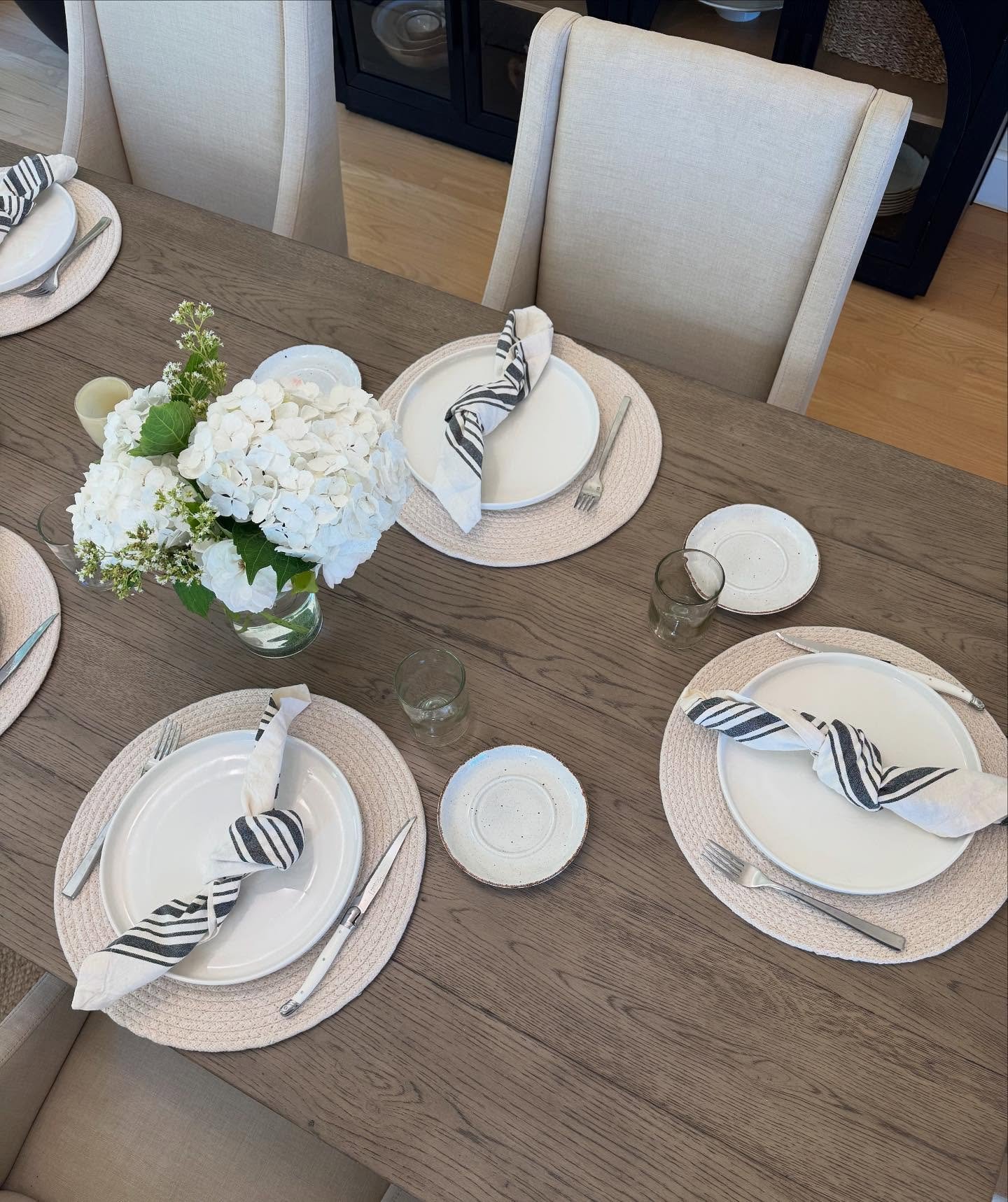 cheers to beautiful beginnings 🥂 #seafirthstudio #hosting #vintage #onlineboutique #comingsoon #tabletopdecor #tablescape