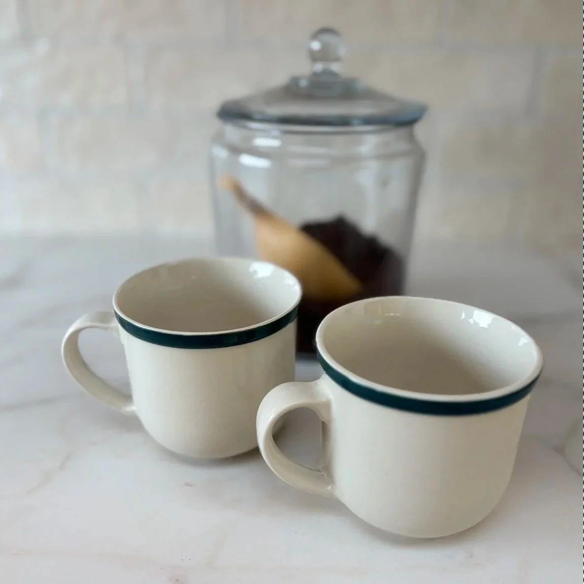 The Capitola Vintage Mugs