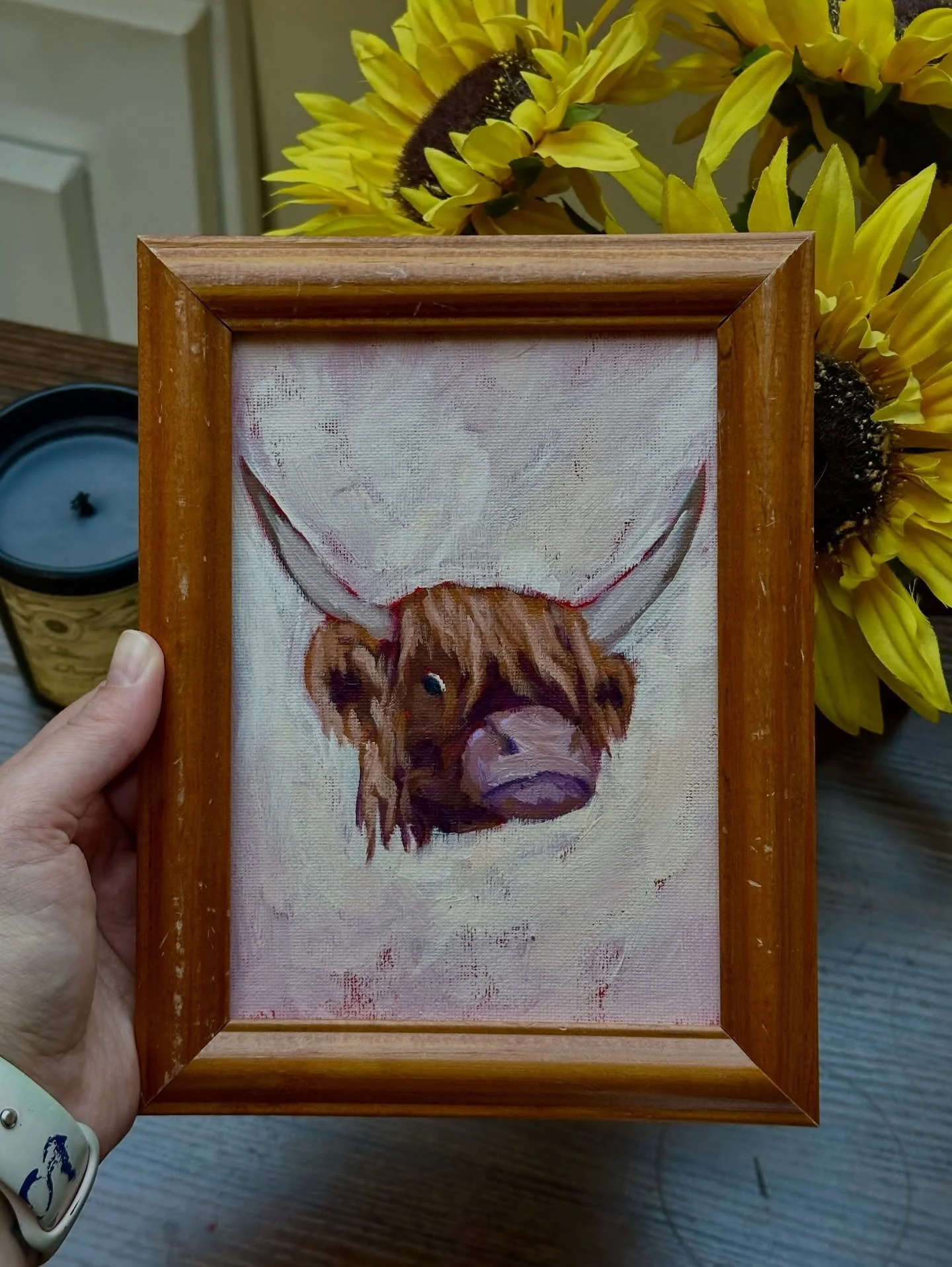 I thrifted a bunch of frames recently and I&rsquo;m trying to choose one for my lil Highland Coo study! Which is your favorite?? 

My goal for the first quarter of this year is to get my website launched, so this and many other pieces will be availab