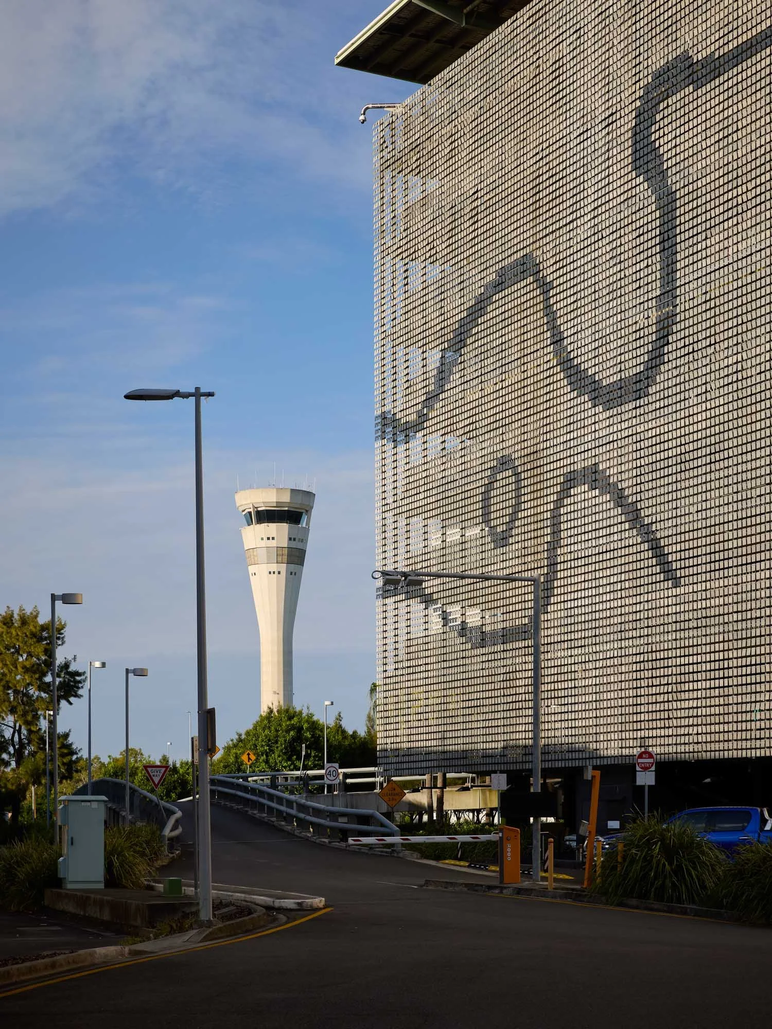 Kinetic Façade of the Domestic Terminal Carpark at Brisbane Airport by Ned Kahn in collaboration with Urban Art Projects (UAP)