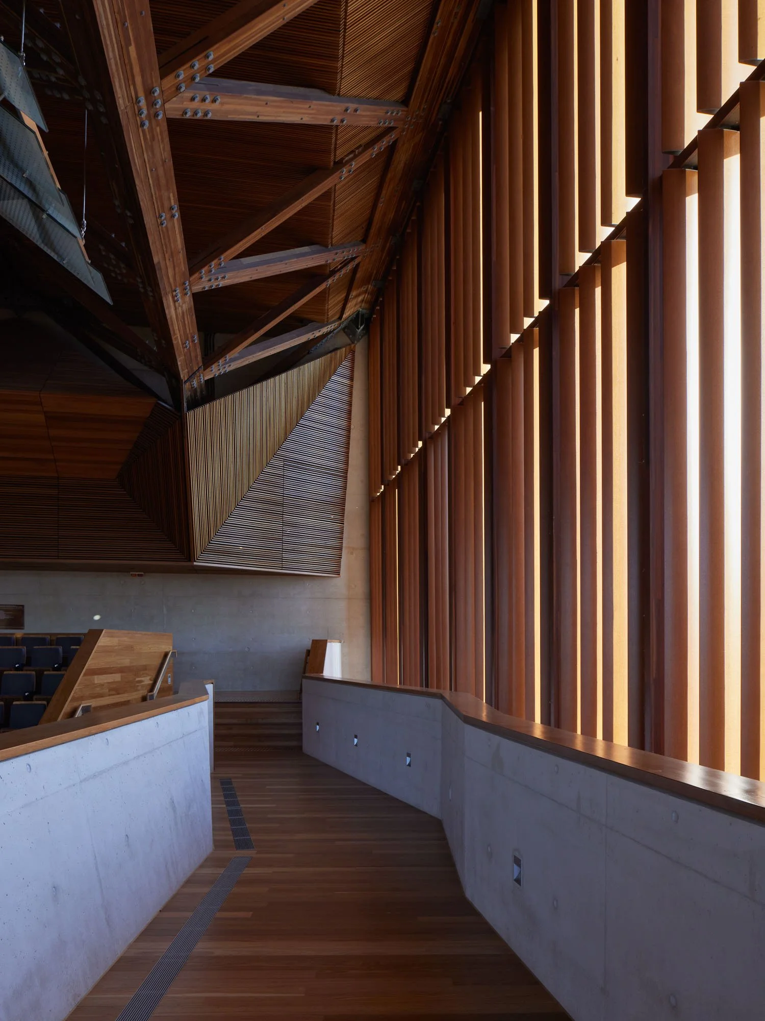 Lecture Hall Walkway within the University of Queensland's Advanced Engineering Building (AEB) designed by Richard Kirk Architect and Hassell