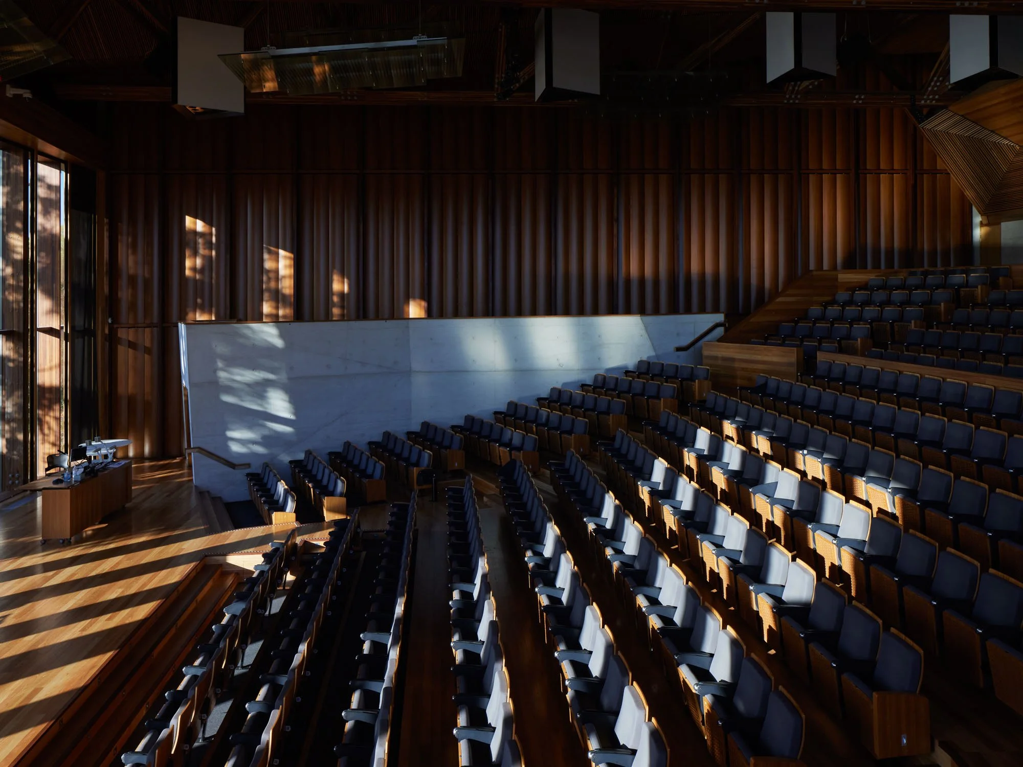 Lecture Hall within the University of Queensland's Advanced Engineering Building (AEB) designed by Richard Kirk Architect and Hassell
