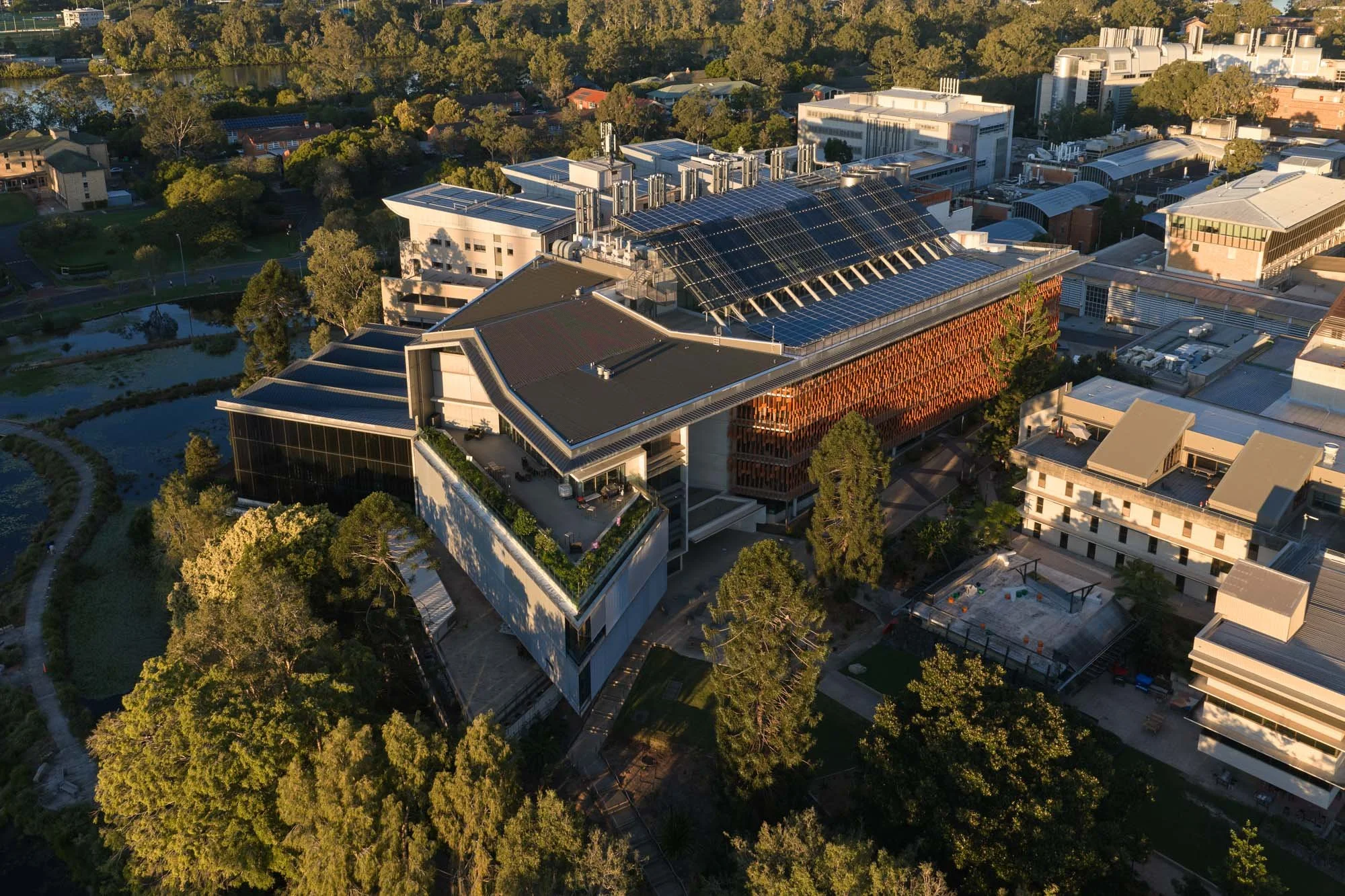 UQ Advanced Engineering