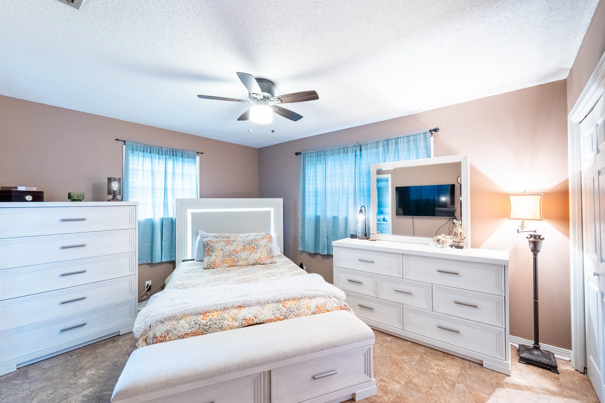 12900 Blakeley Ct.-28.jpg