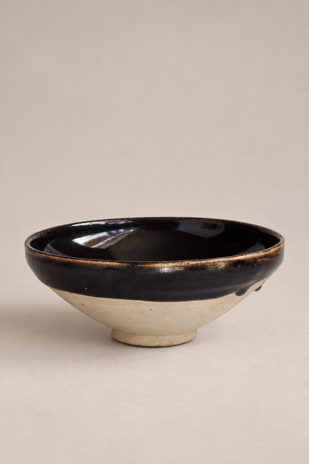 Song–Jin Dynasty Black-Glazed Stoneware Bowl 宋金 黑釉炻器碗
