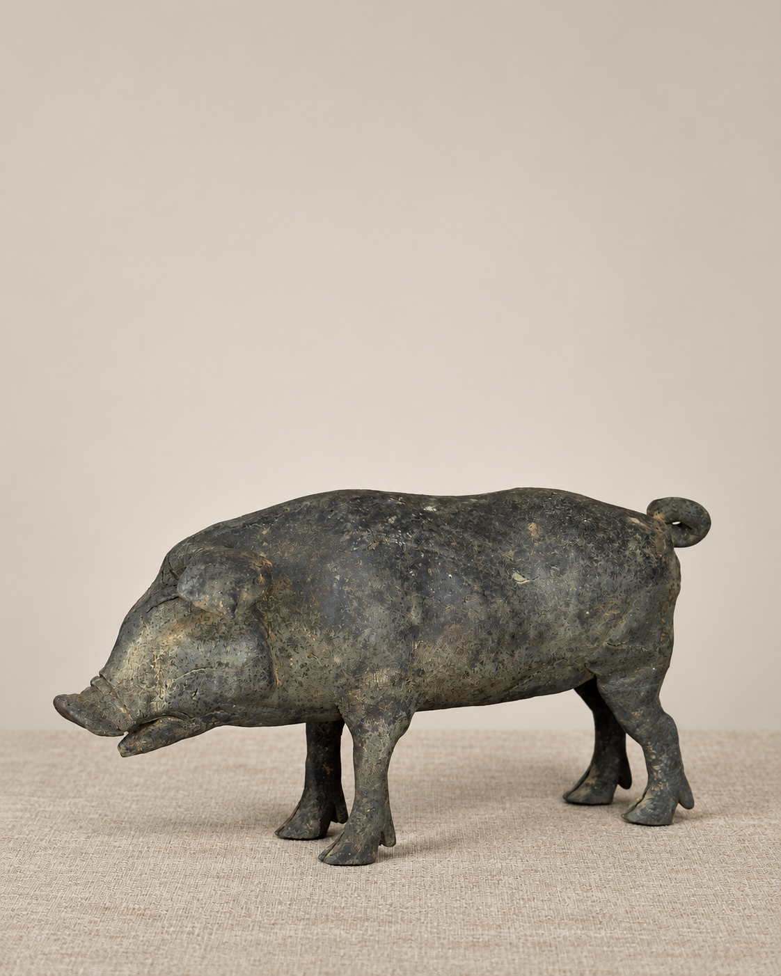 Han Grey pottery model of a standing pig 漢 灰陶豬