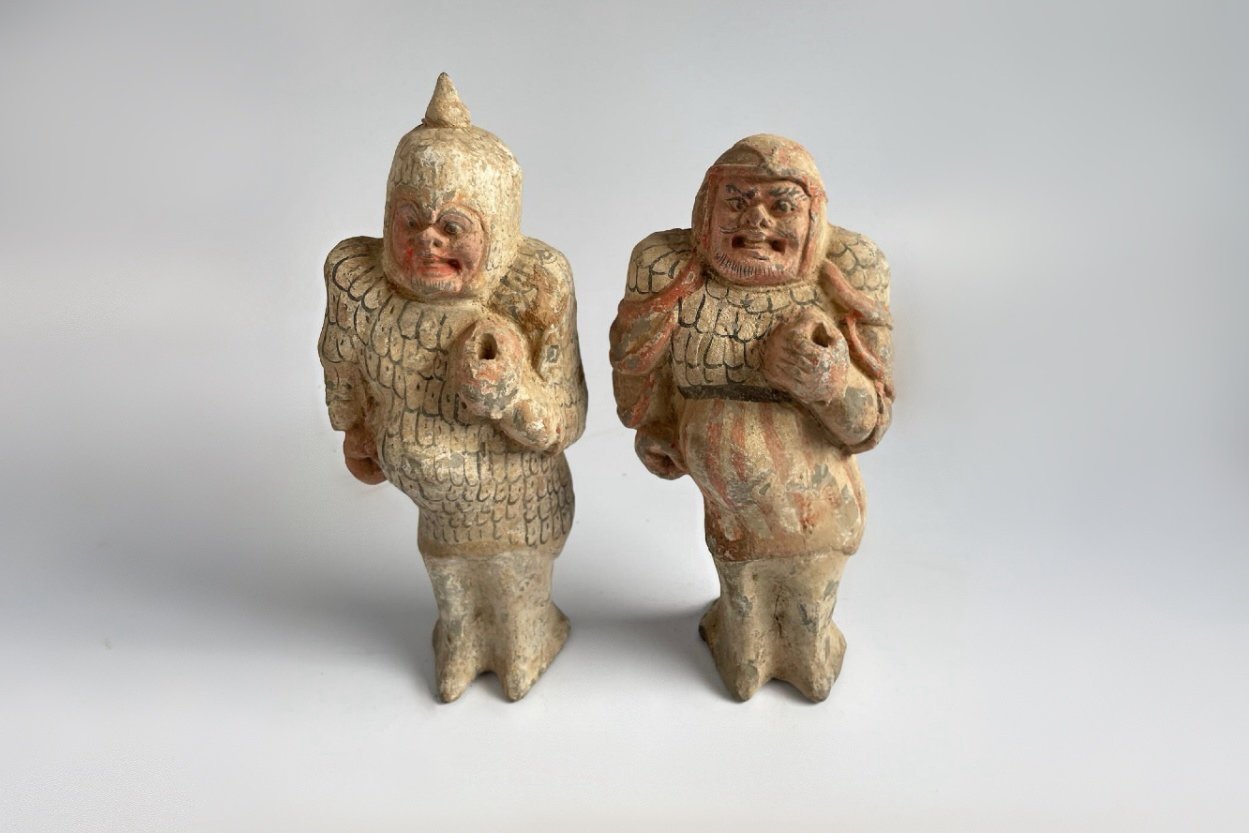 Northern Zhou Figurines of Guardian Warriors 北周彩繪 武士俑‌