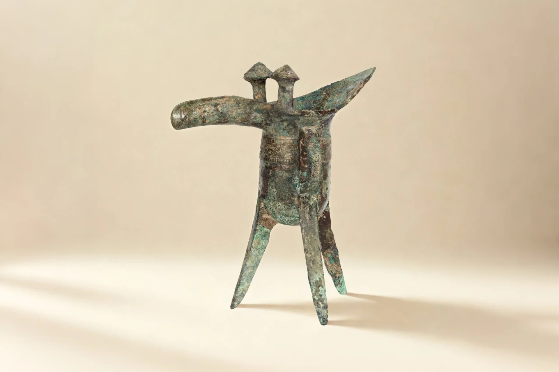 青銅爵
Poon, Hong Kong, 1993