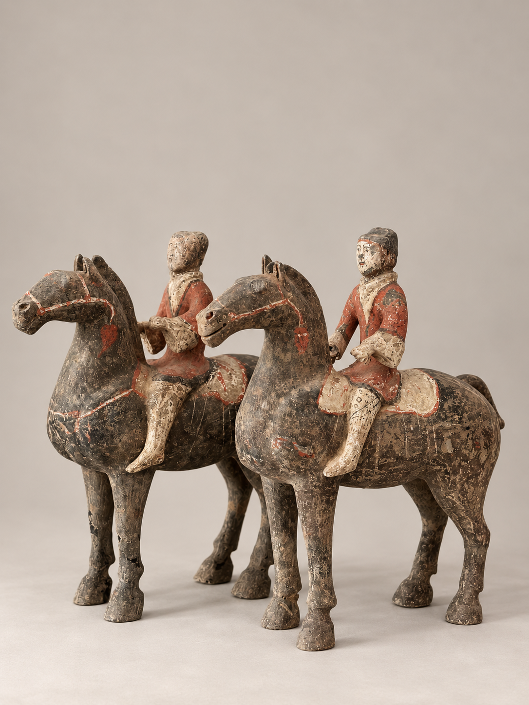 Han Dynasty Pottery Figures and Equestrian Sculptures 漢 楊家灣式彩繪陶騎馬俑一對