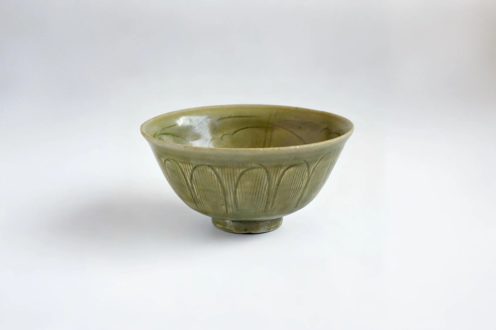 Northern Song Dynasty Longquan Incised Celadon Bowl 北宋 耀州青釉盌