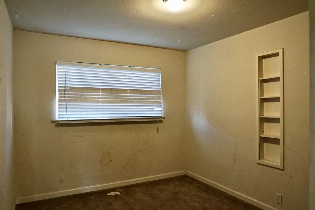 Bedroom: BEFORE