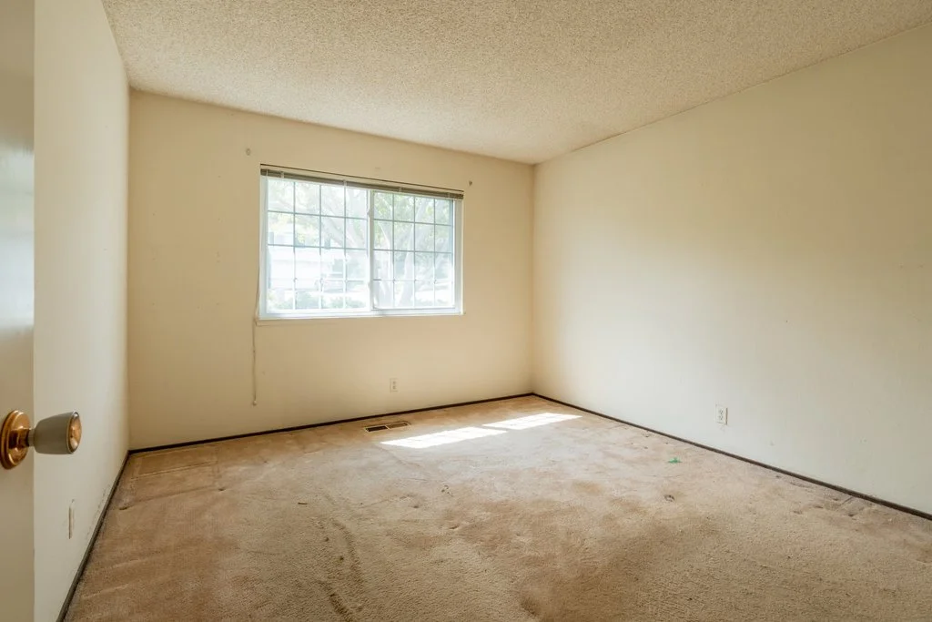 Bedroom: BEFORE
