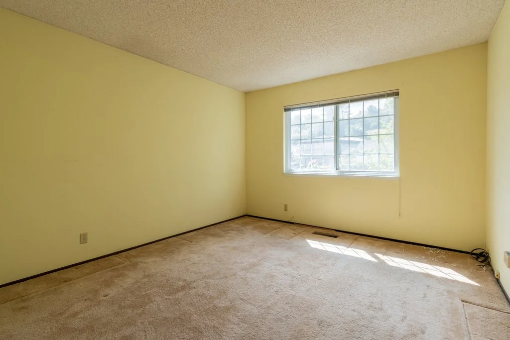 Bedroom: BEFORE