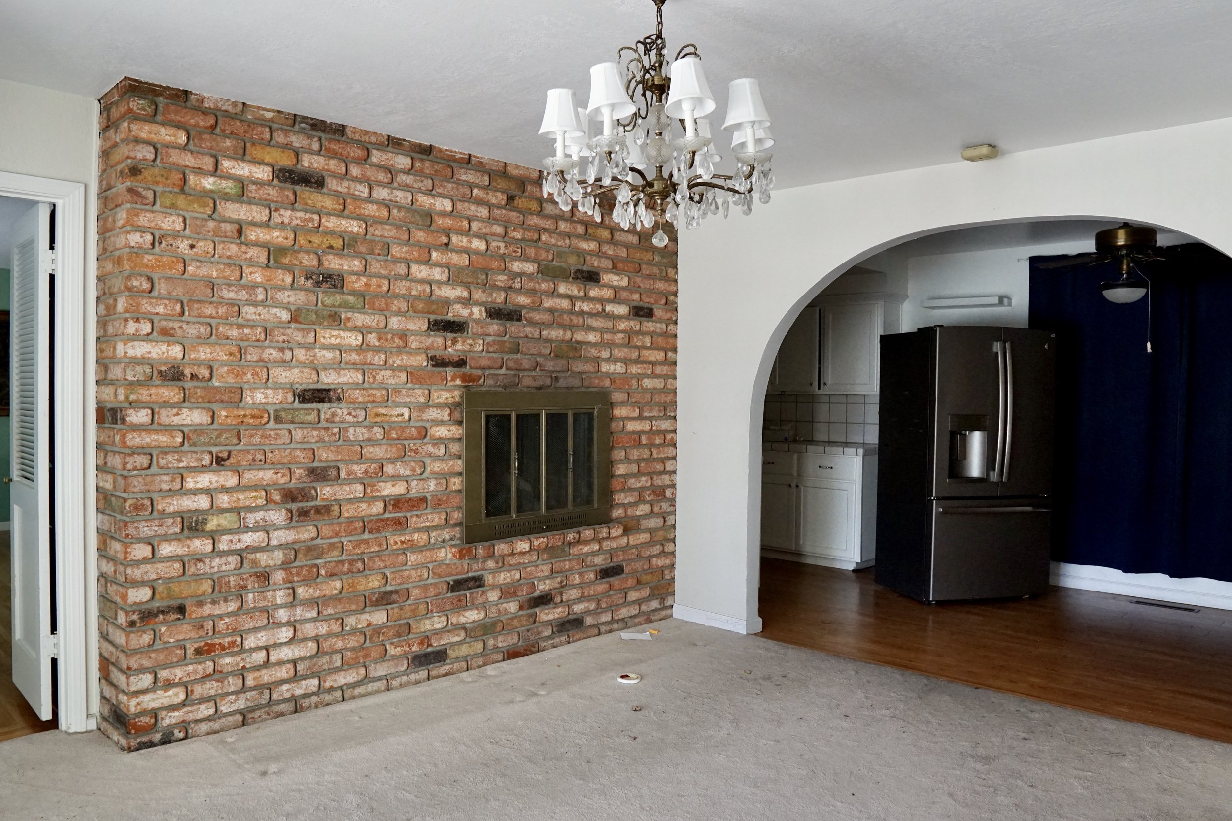 Family Room: BEFORE
