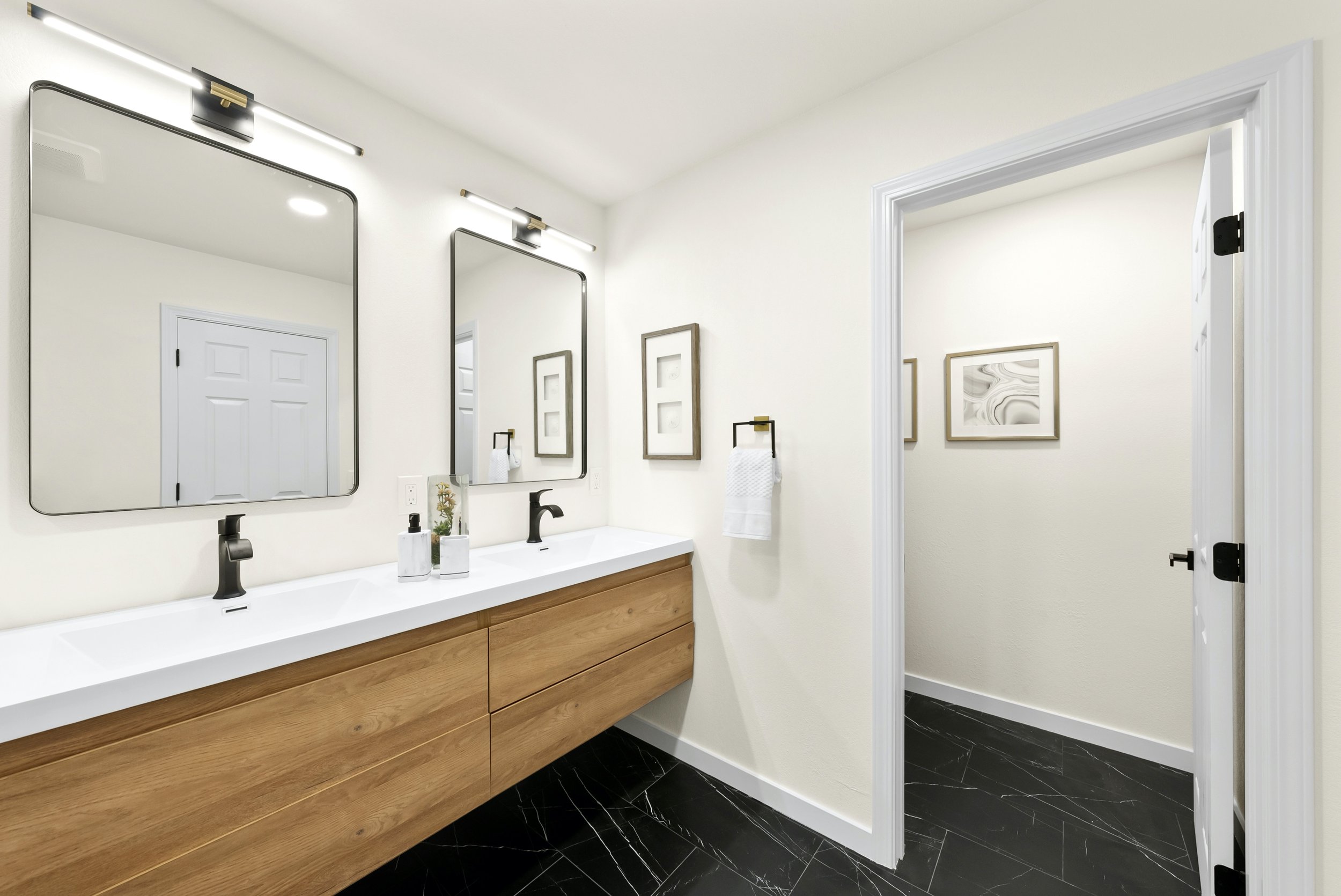 22 Master Bath After.jpeg