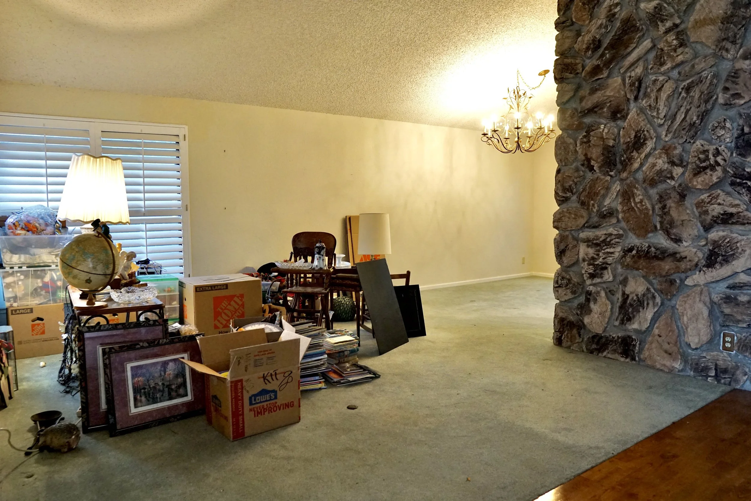 Living Room, wall, paint, floors, popcorn ceilings: BEFORE