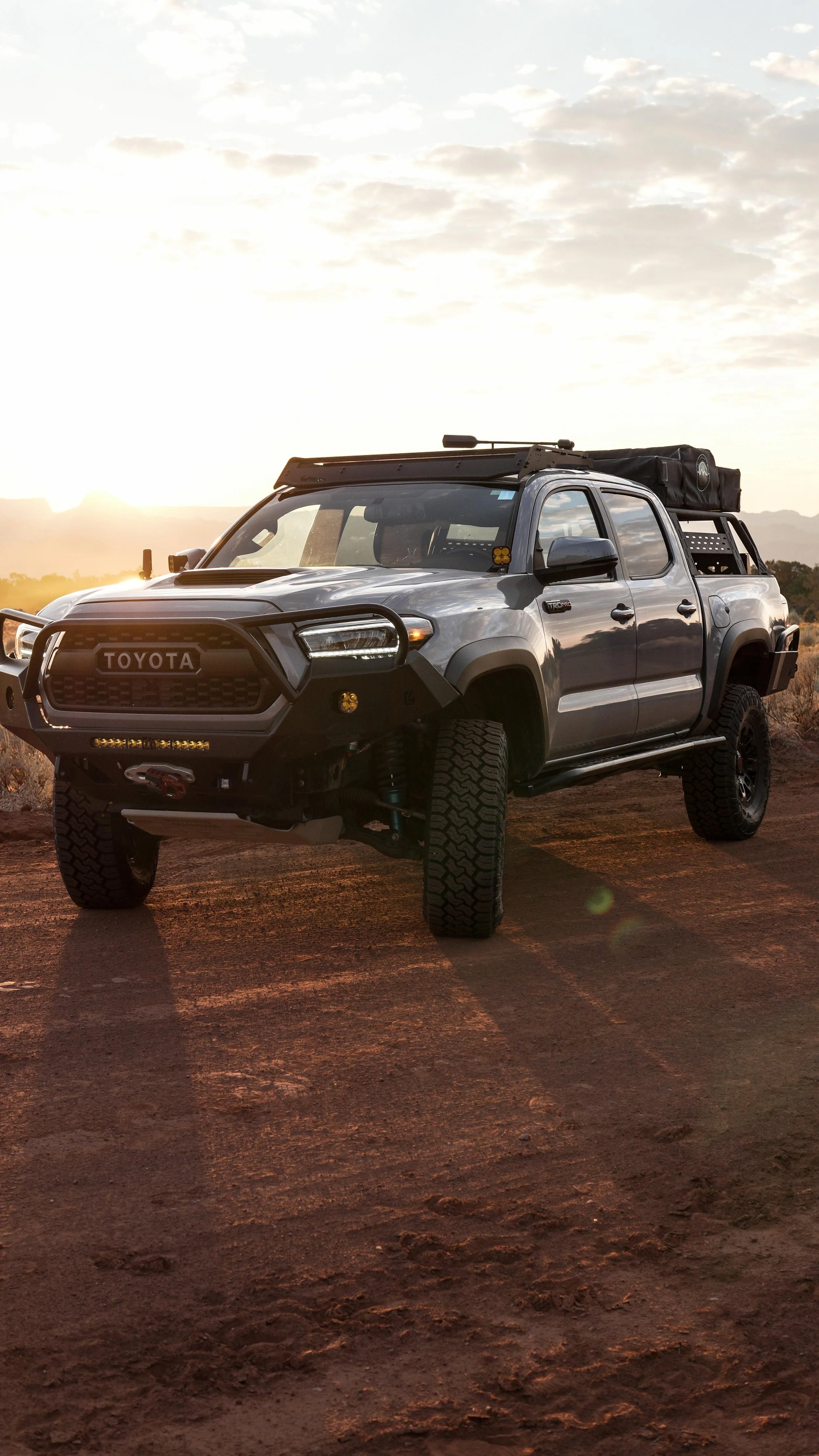 Adventure just got an upgrade… are you ready for it?
#hurricaneutah #southernutah #stgeorgeutah #sandhollowstatepark #stgeorgeutvrentals #toyota #toyotatacoma #truckrental #comingsoon