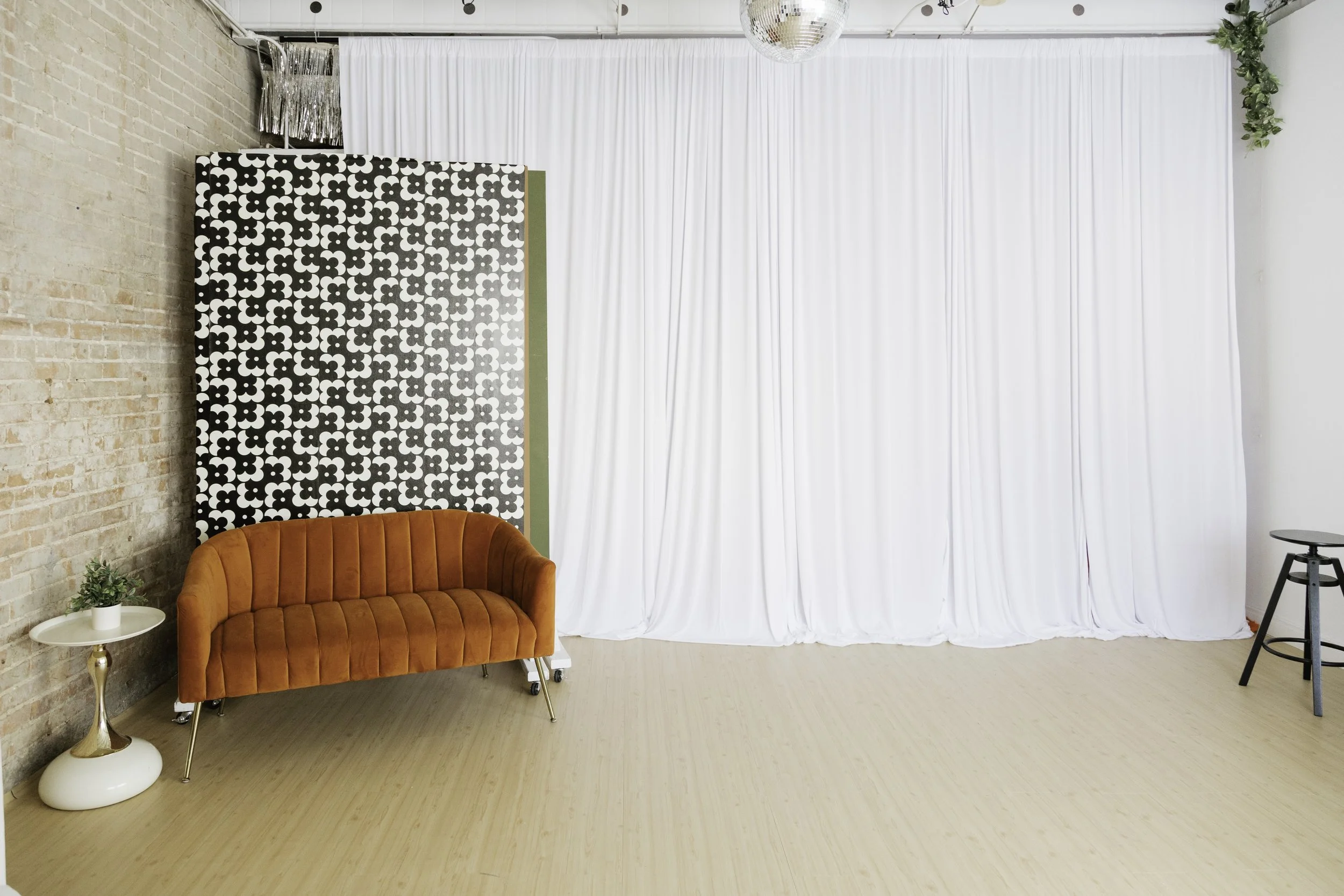 Studio Retro New Floors-2.jpg