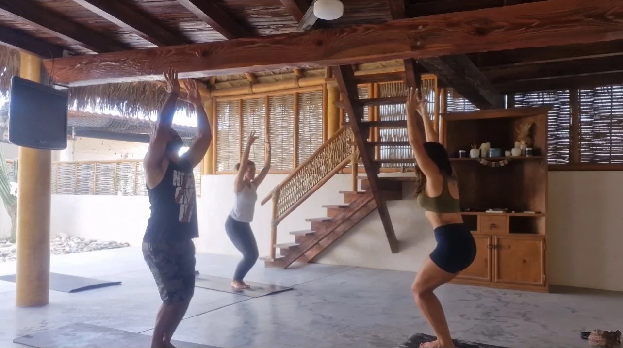 COMMUNITY CLASS CAMP YOGA